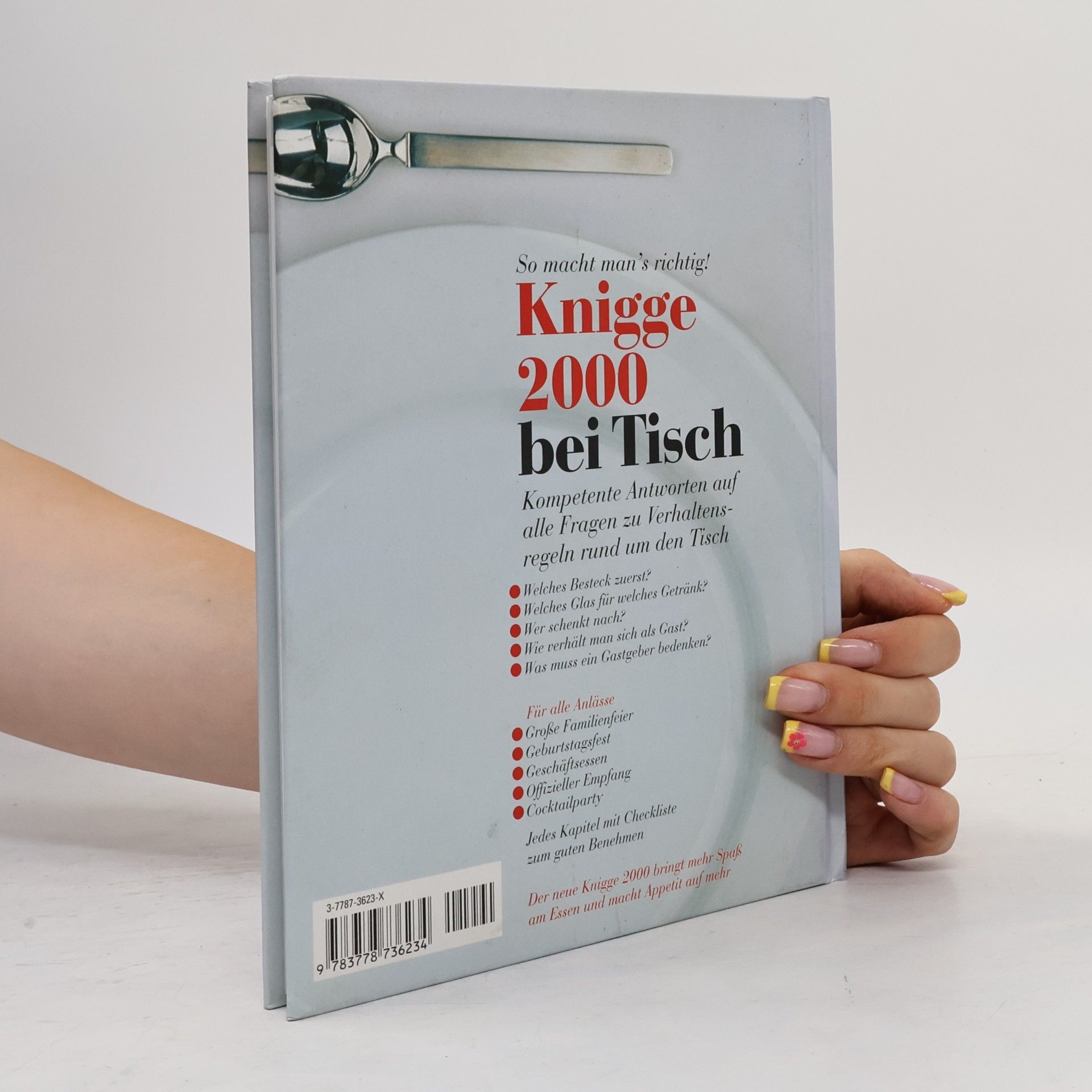 Alexandra Cavelius Knigge 2000 bei Tisch