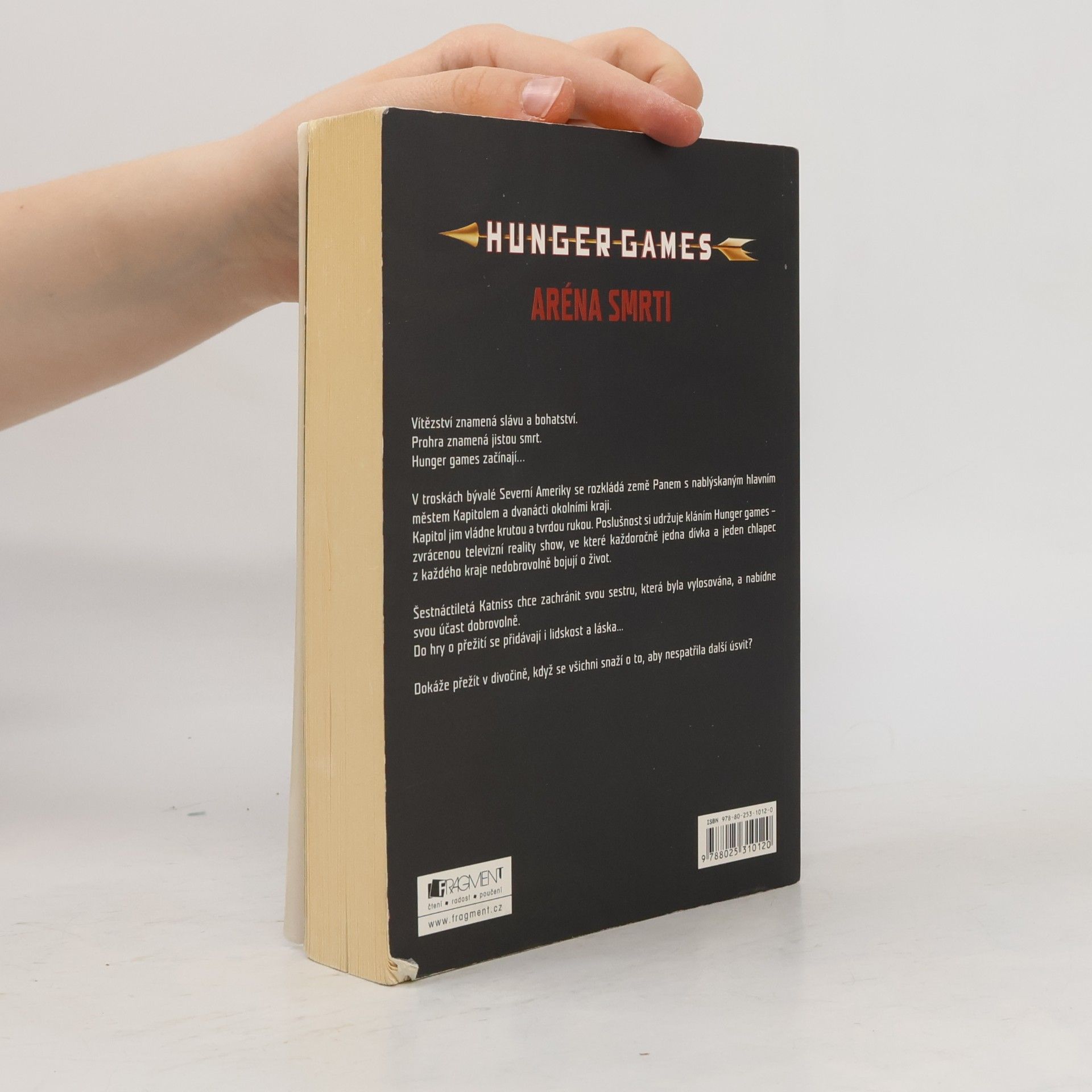 Suzanne Collins Hunger Games. Aréna smrti