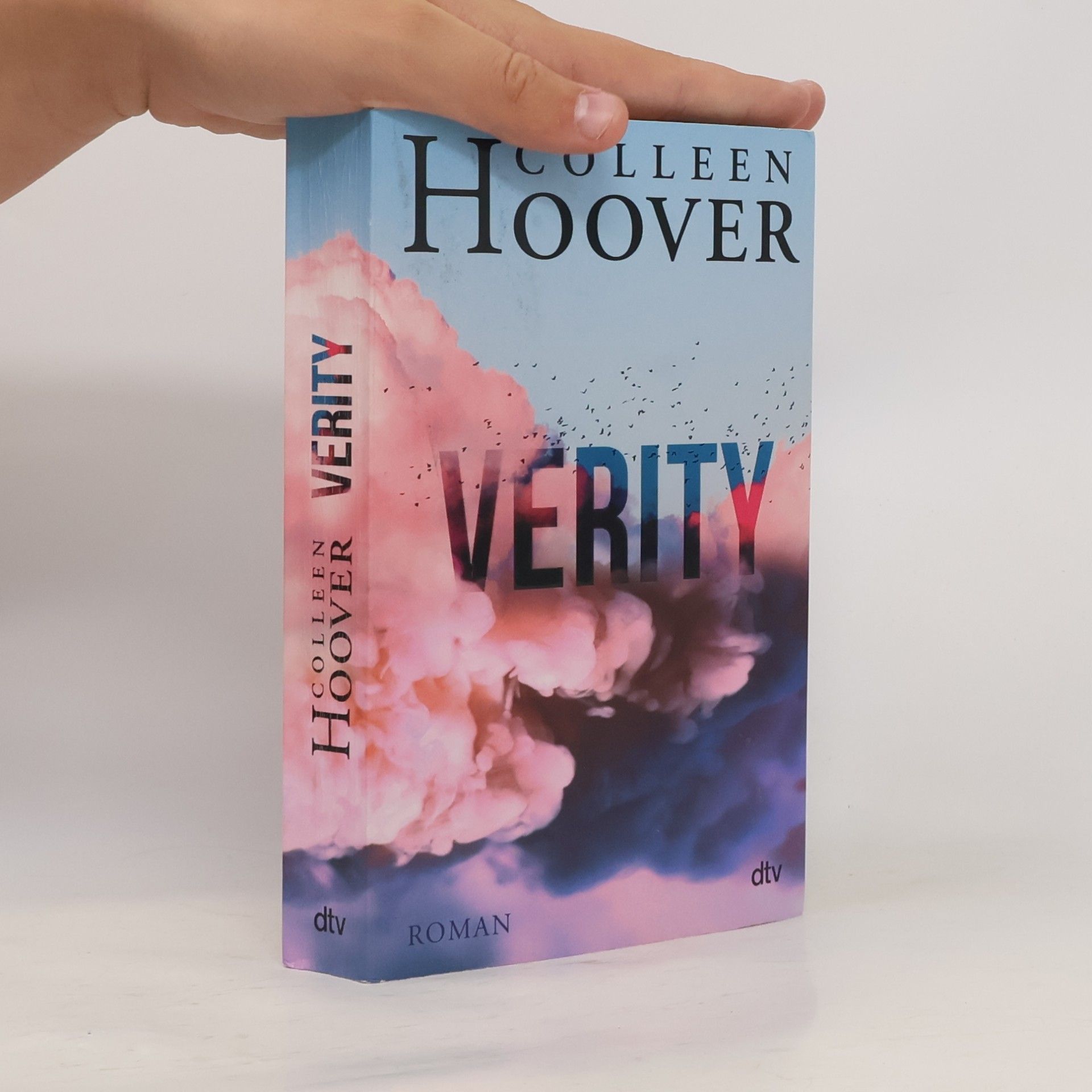 Colleen Hoover Verity