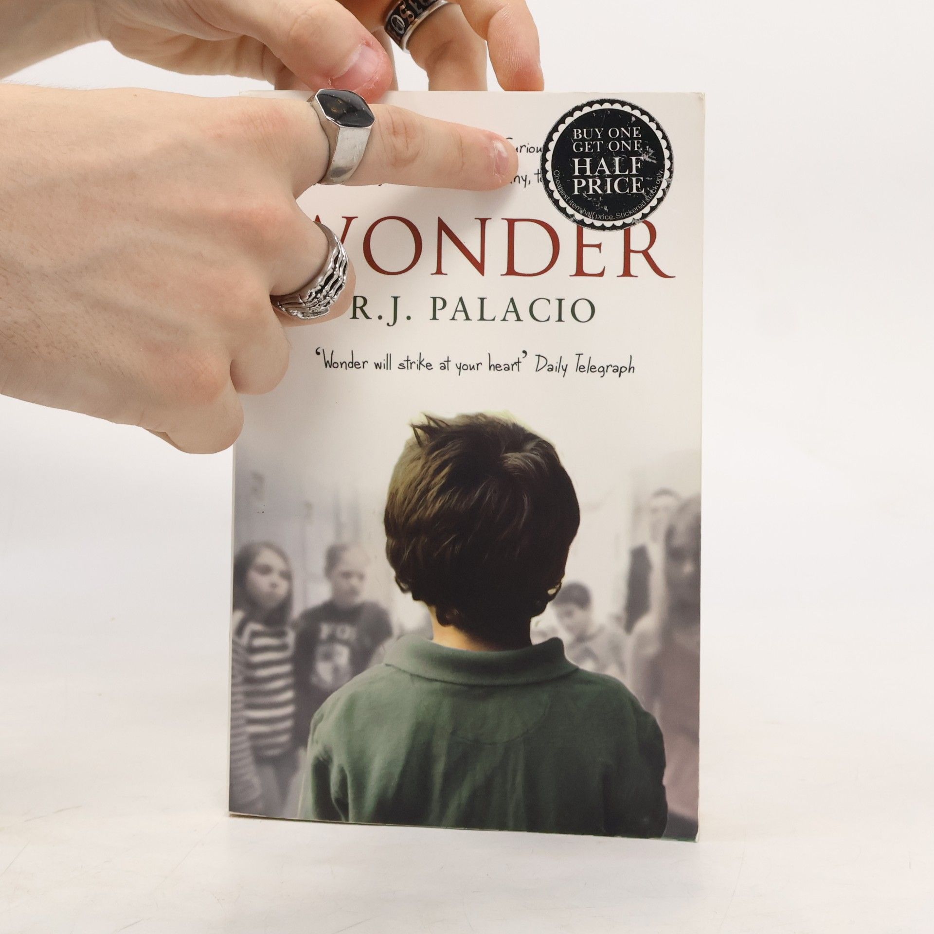 R. J. Palacio Wonder