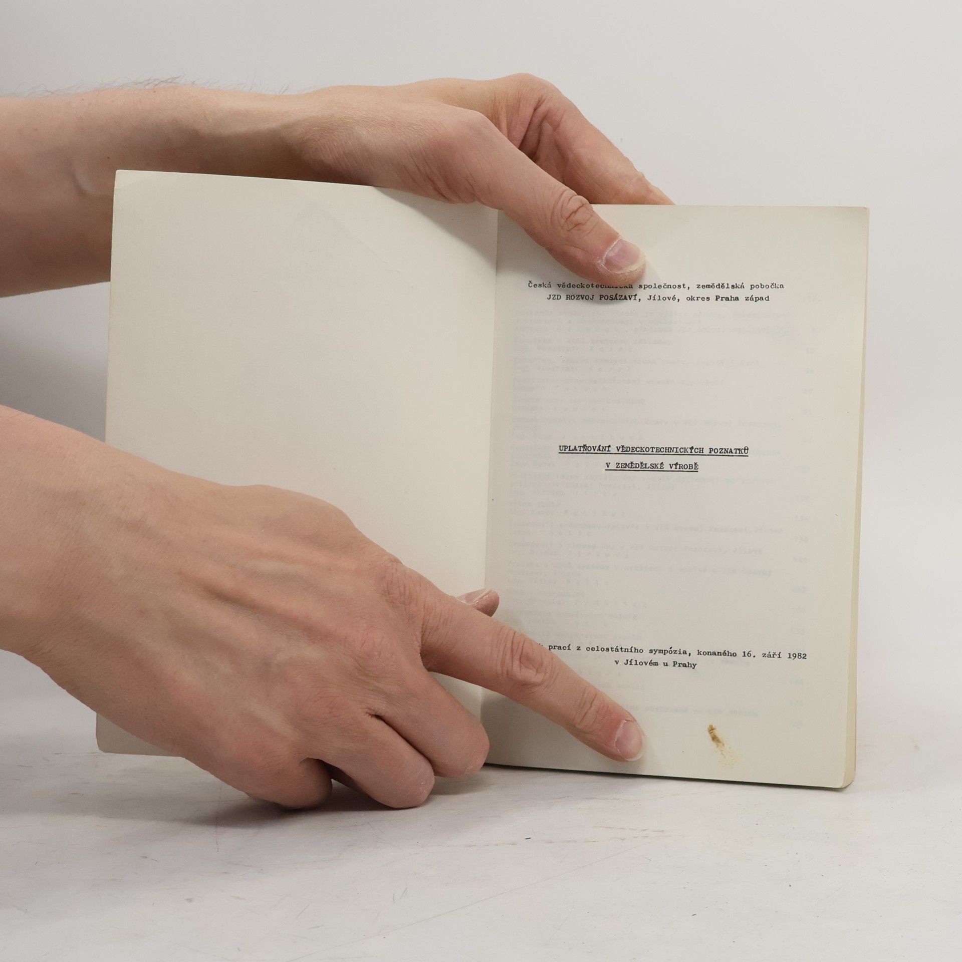 Various authors Uplatňování vědeckotechnických poznatků v zemědělské výrobě