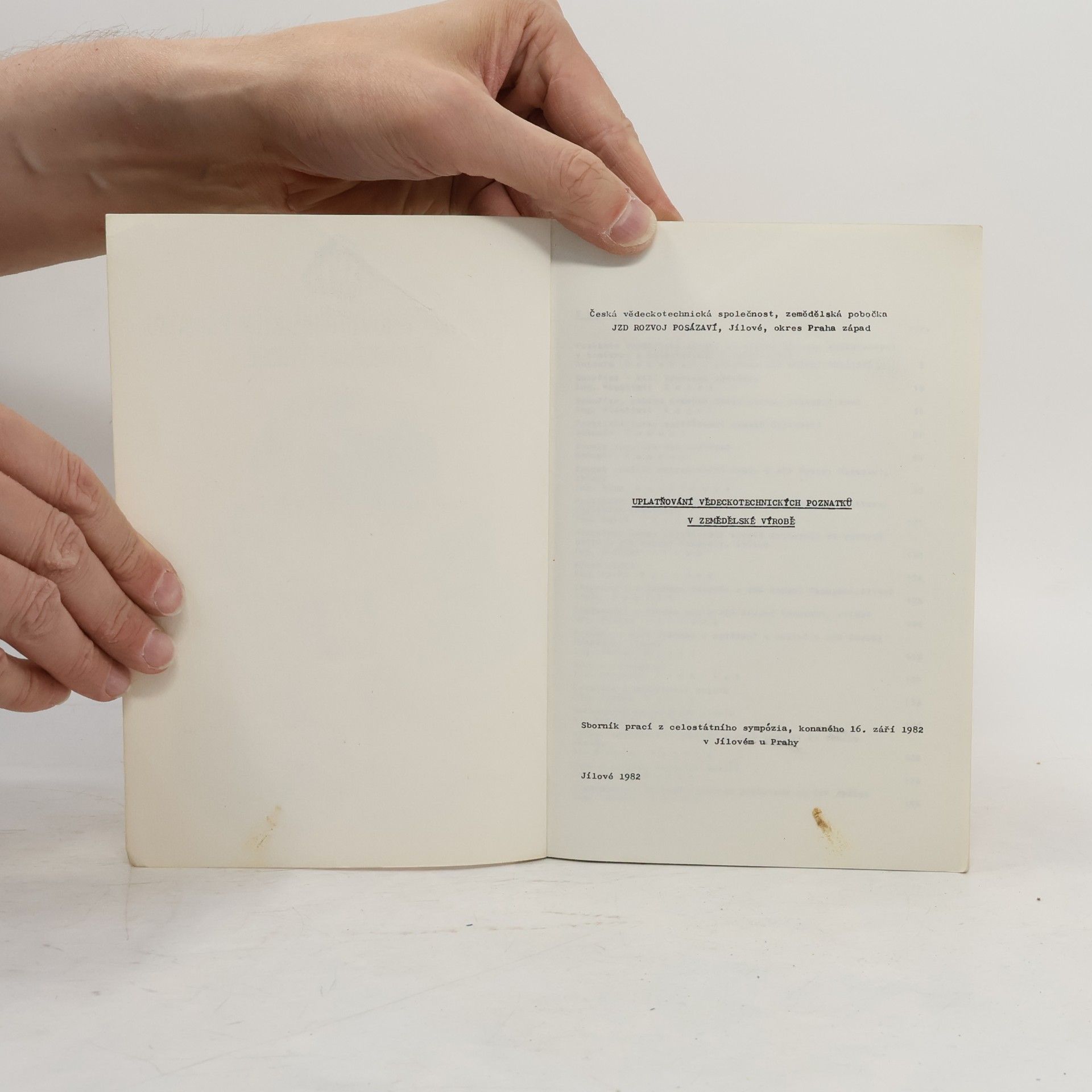 Various authors Uplatňování vědeckotechnických poznatků v zemědělské výrobě