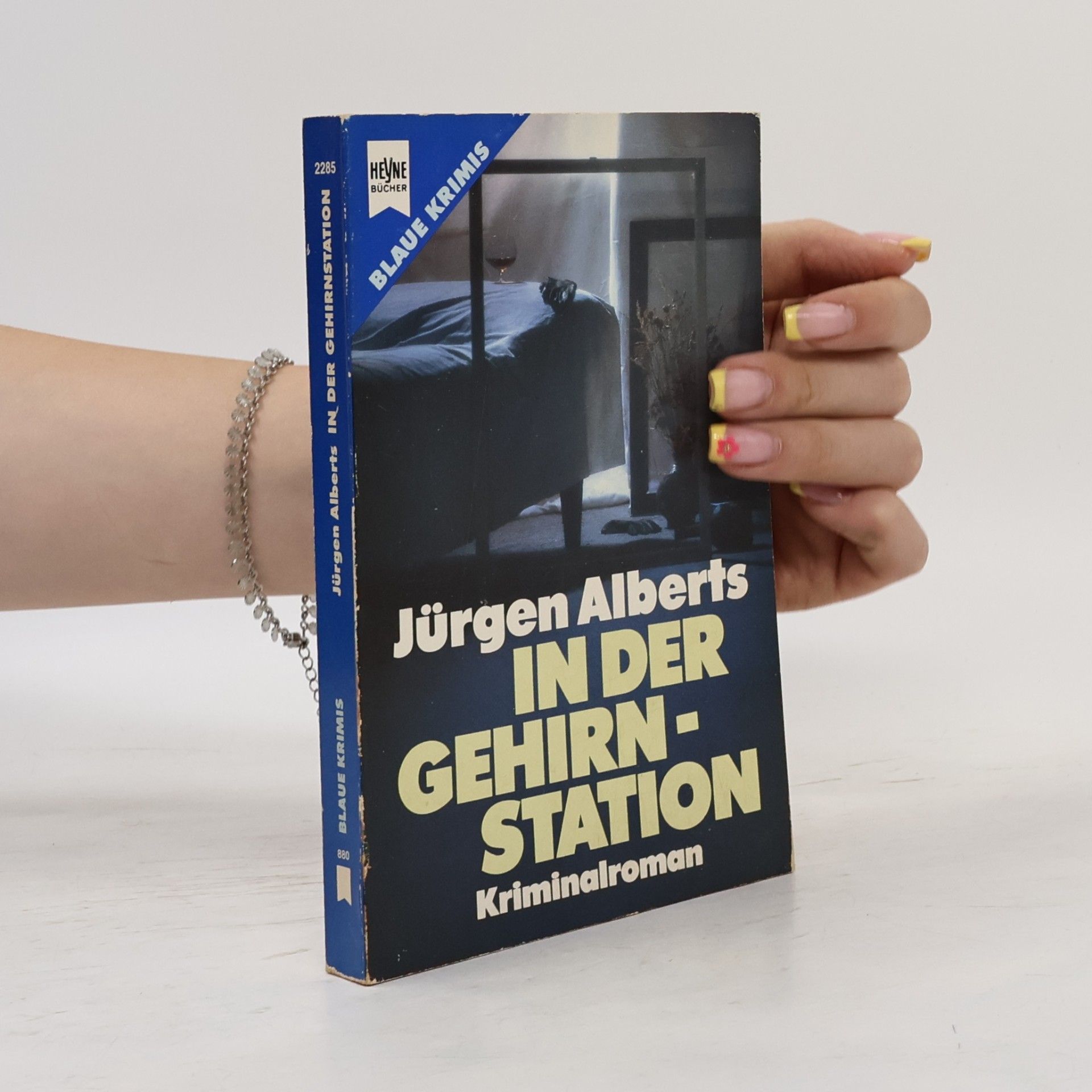 Blaue Krimis: In der Gehirnstation
