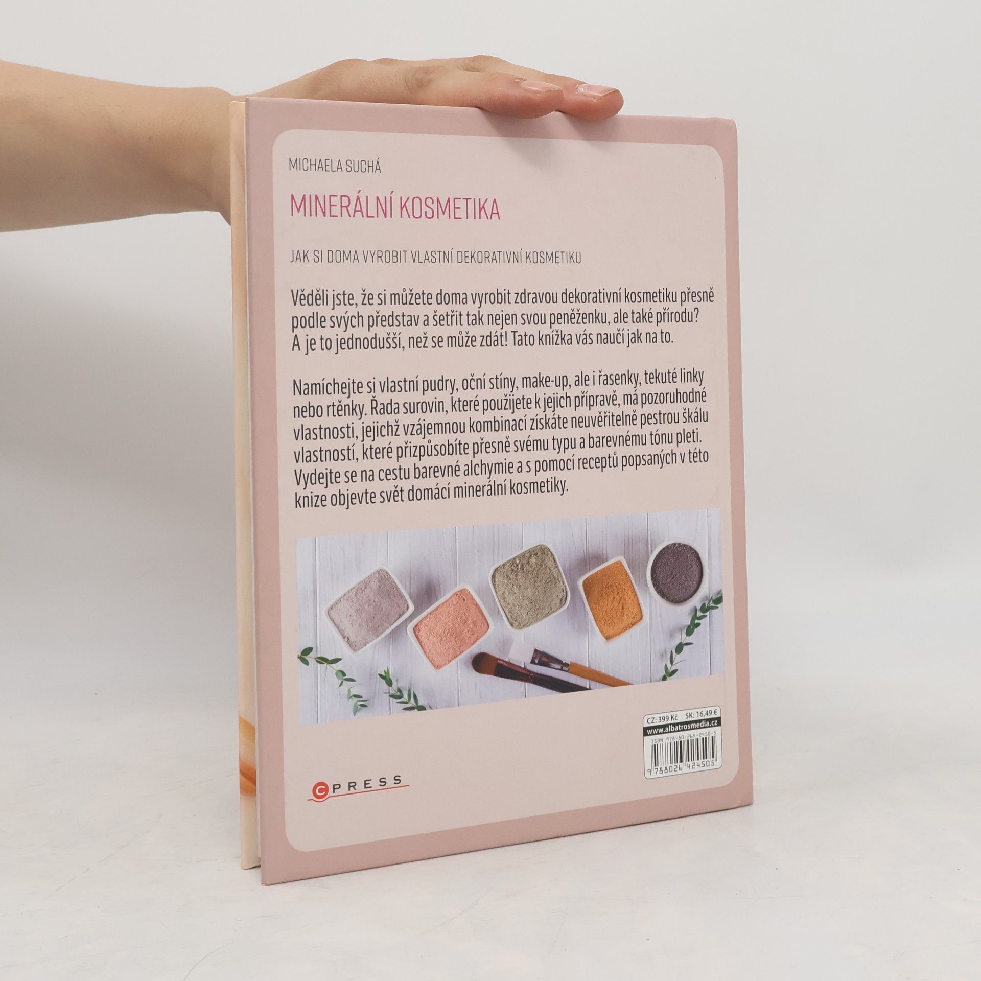 Michaela Suchá Minerální kosmetika