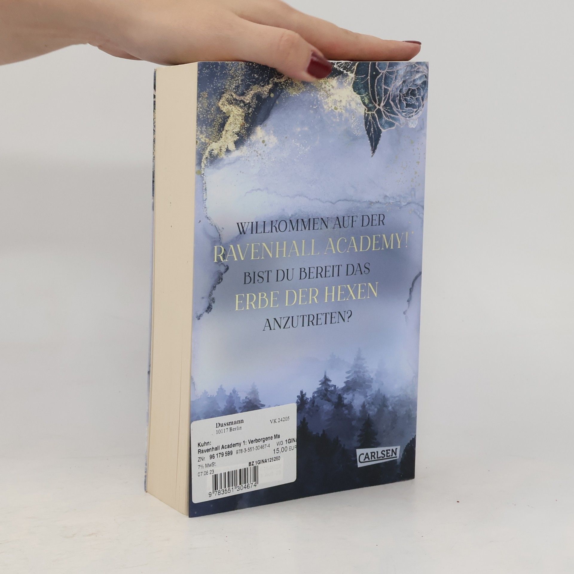 Julia Kuhn Ravenhall Academy 1: Verborgene Magie