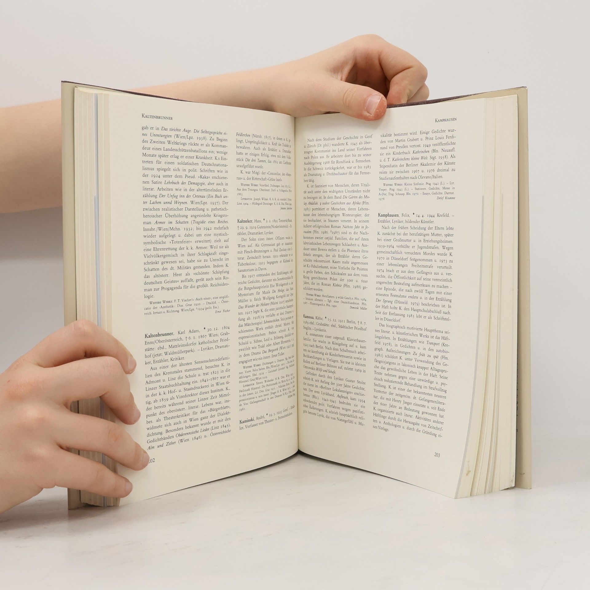 Walther Killy Literatur Lexikon : Autoren und Werke deutscher Sprache. Bd. 6, Huh-Kräf