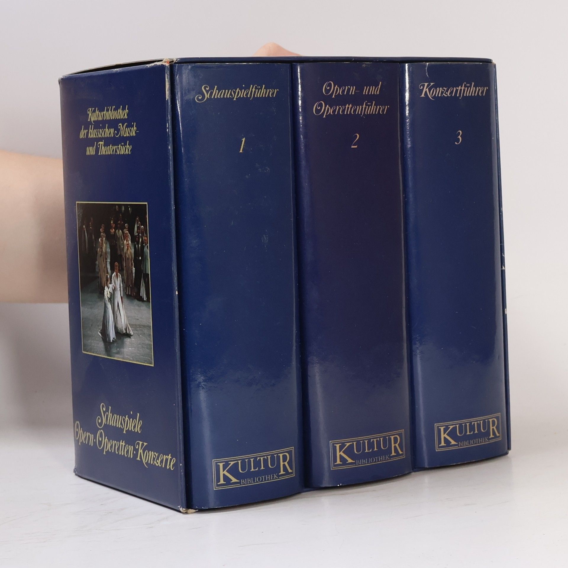 Autorenkollektiv Kulturbibliothek der klassischen Musik und Theaterstücke. Schauspiele. Opern und Operetten. Konzerte