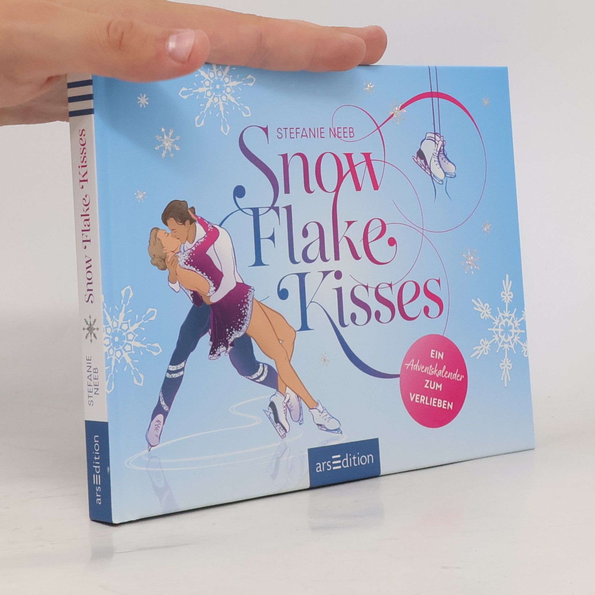 Stefanie Neeb Snowflake Kisses