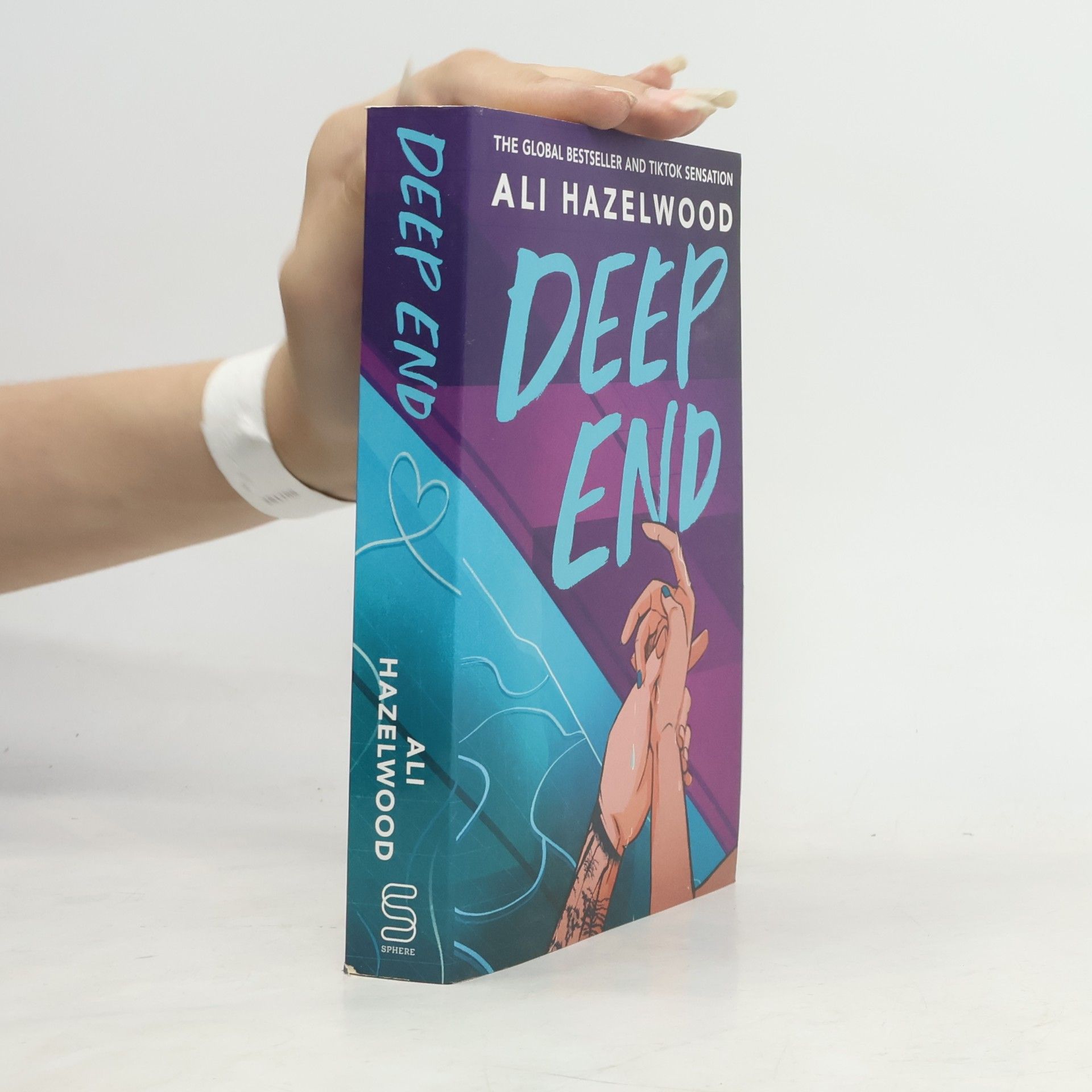 Ali Hazelwood Deep End