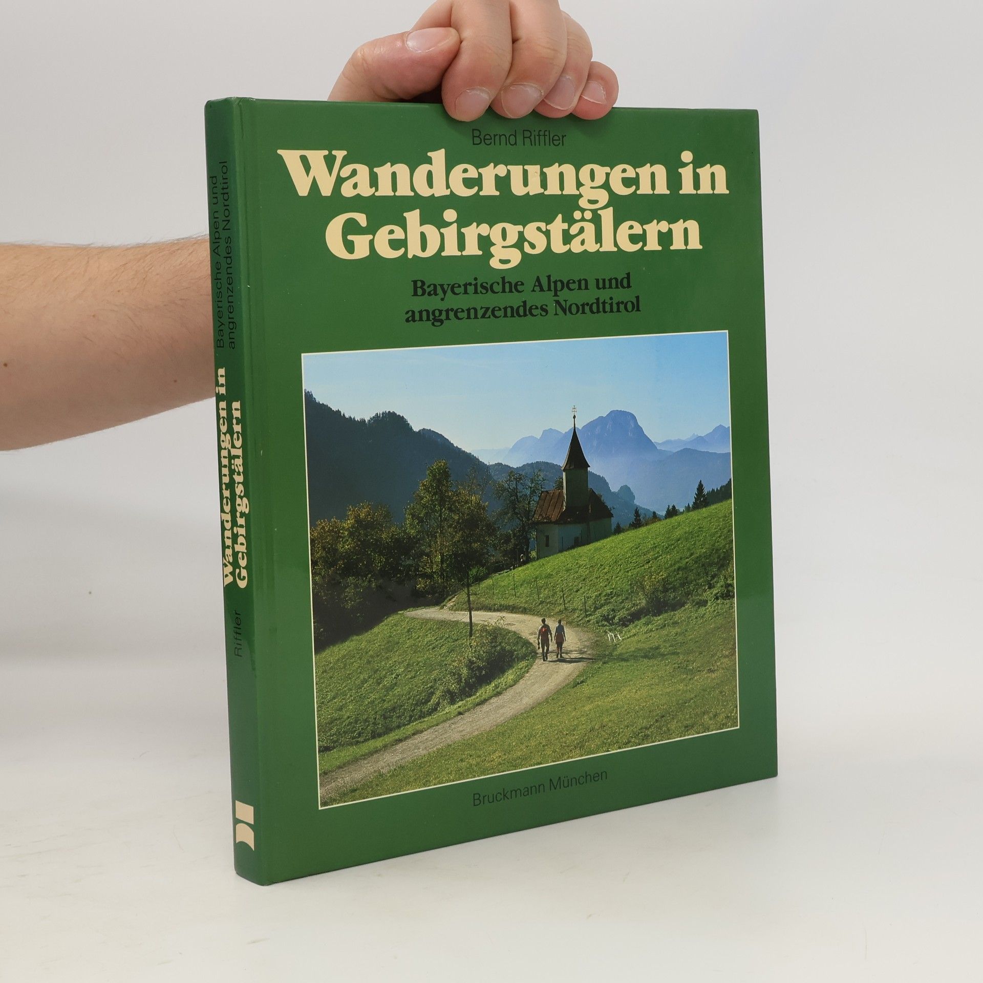 Maria Riffler Wanderungen in Gebirgstälern