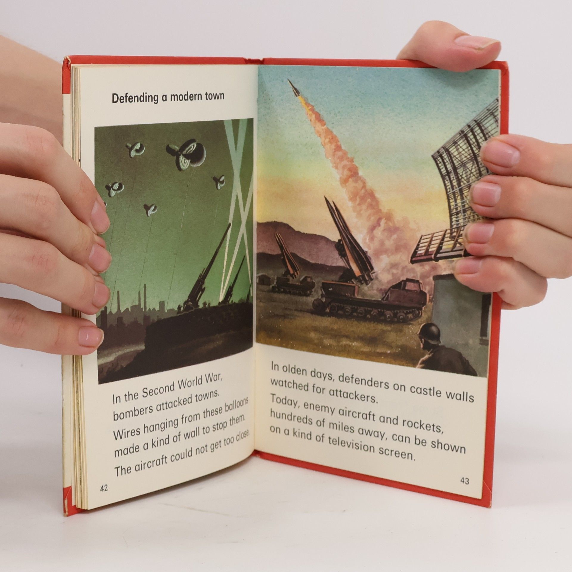 Frank Humphris Ladybird Leaders: Castles