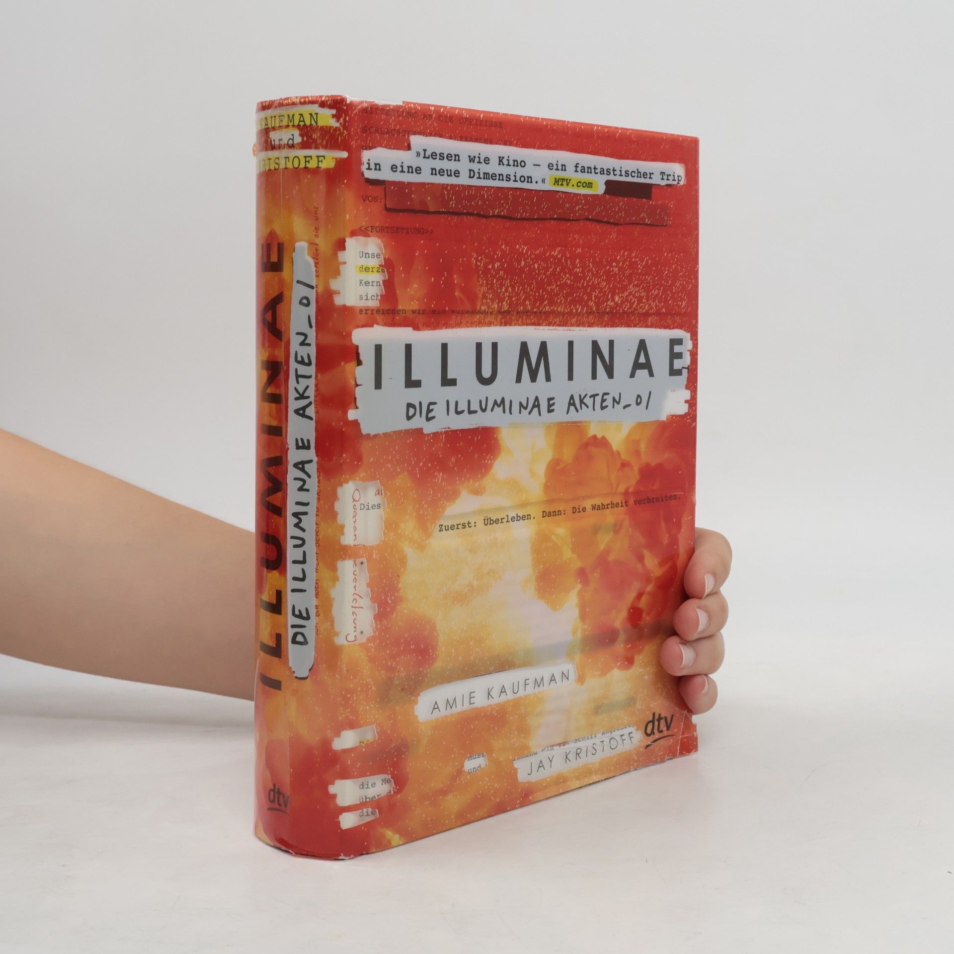 Amie Kaufman Illuminae