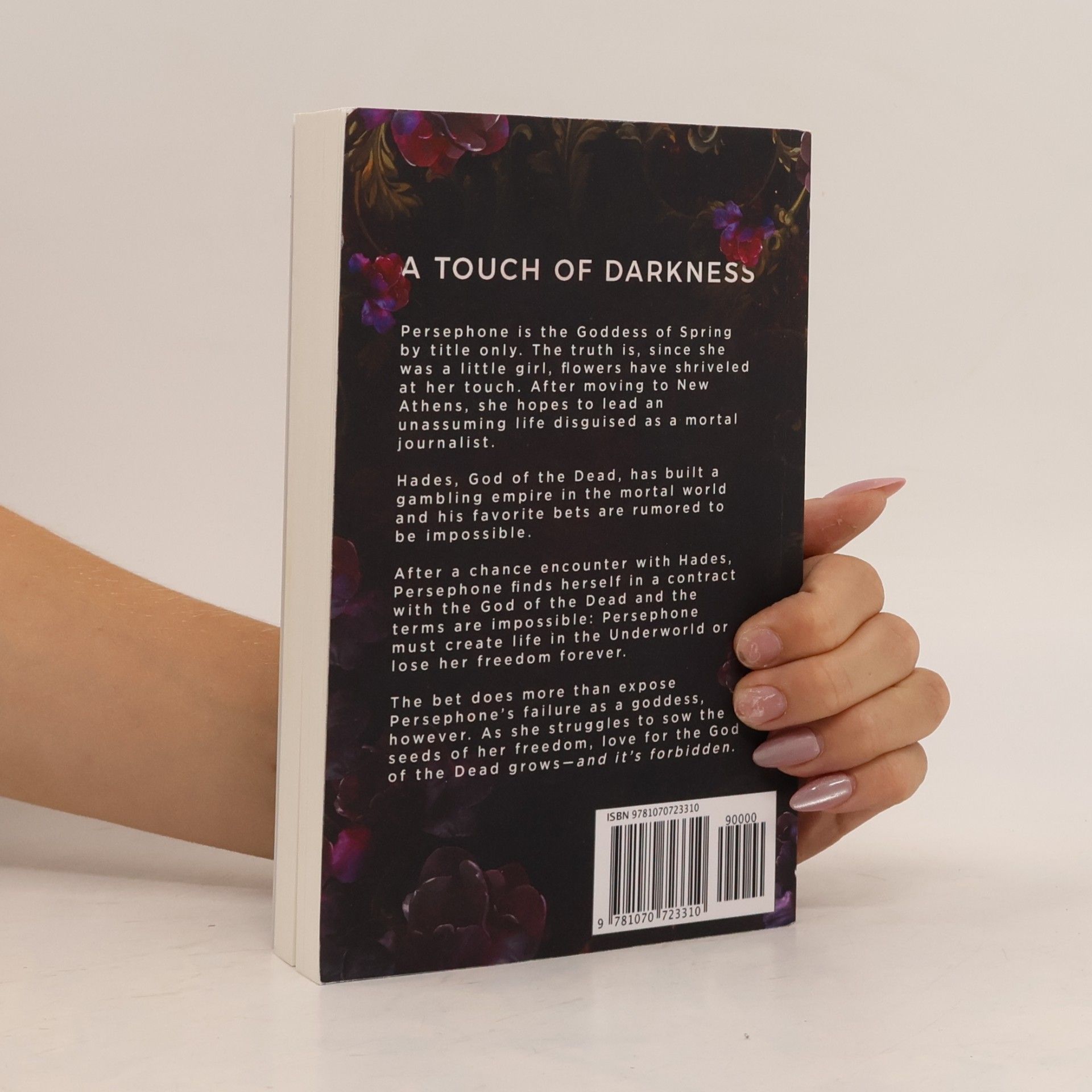 Scarlett St. Clair A Touch of Darkness