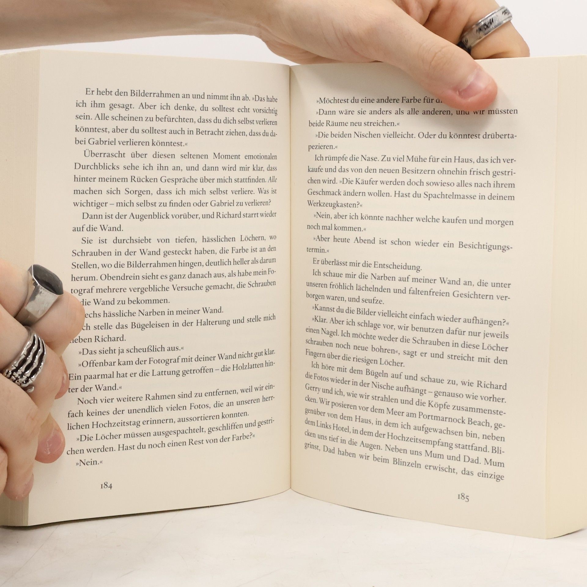 Cecelia Ahern Postscript