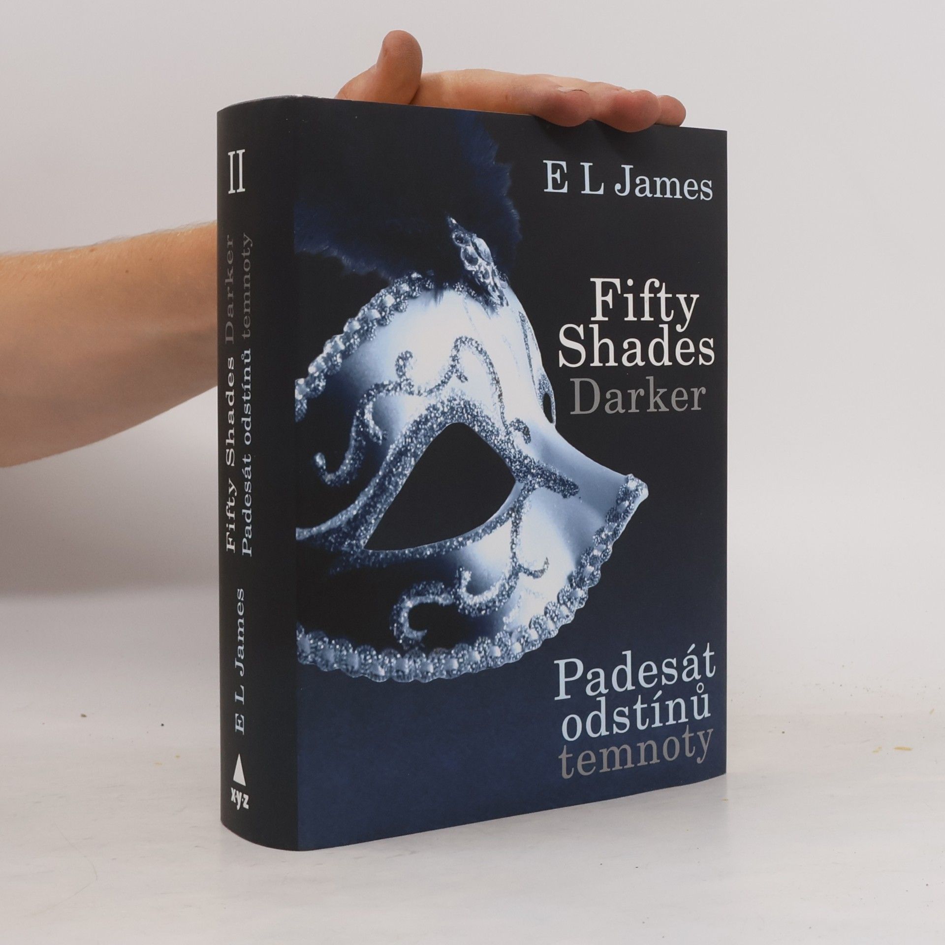 E L James Padesát odstínů temnoty