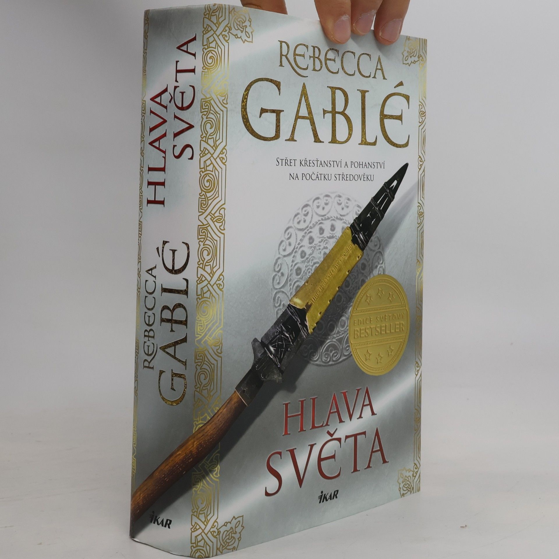 Rebecca Gablé Hlava světa