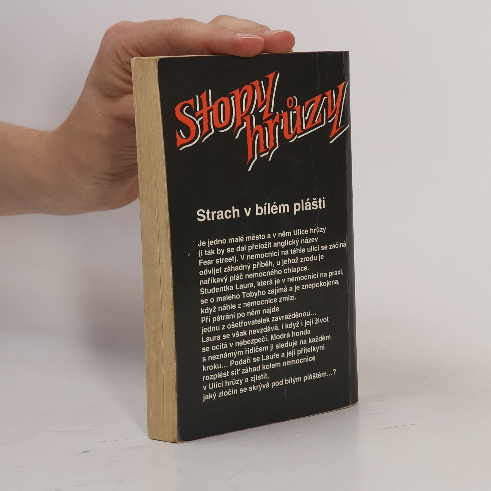 R. L. Stine Nůž. Stopy hrůzy 2
