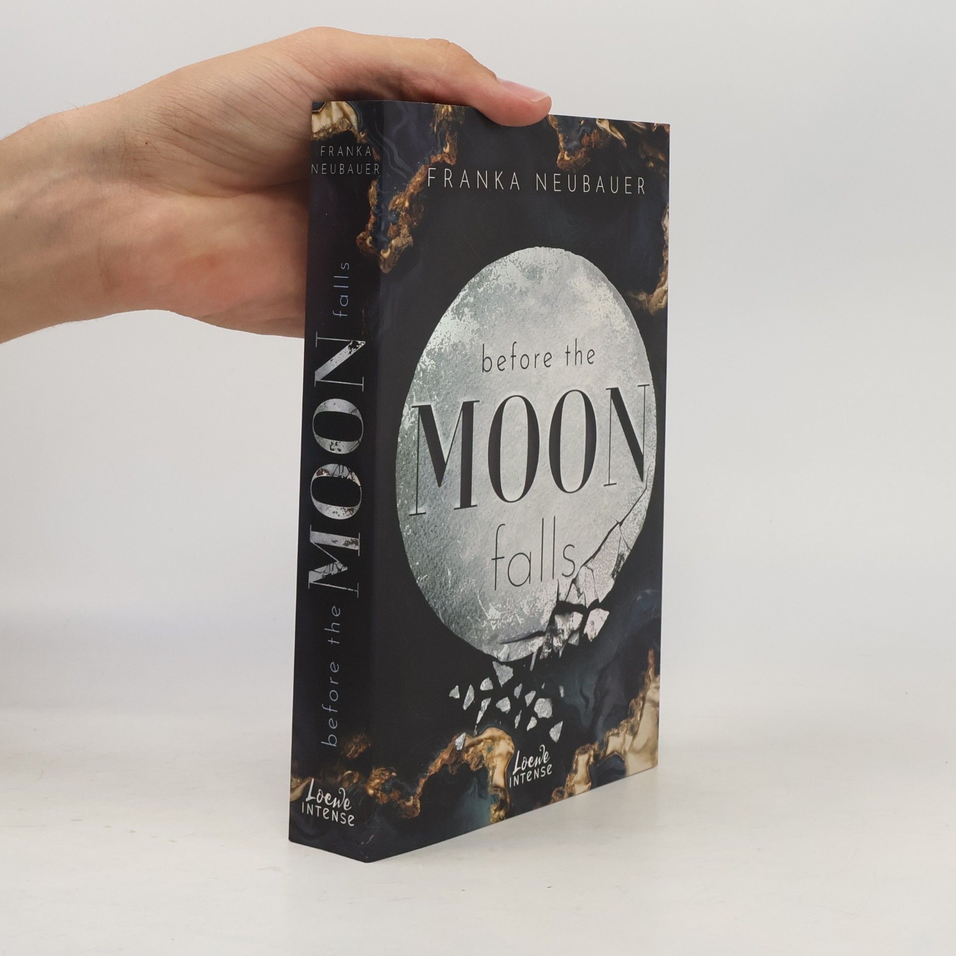 Franka Neubauer Scandalous Secrets - 2: Before the Moon Falls