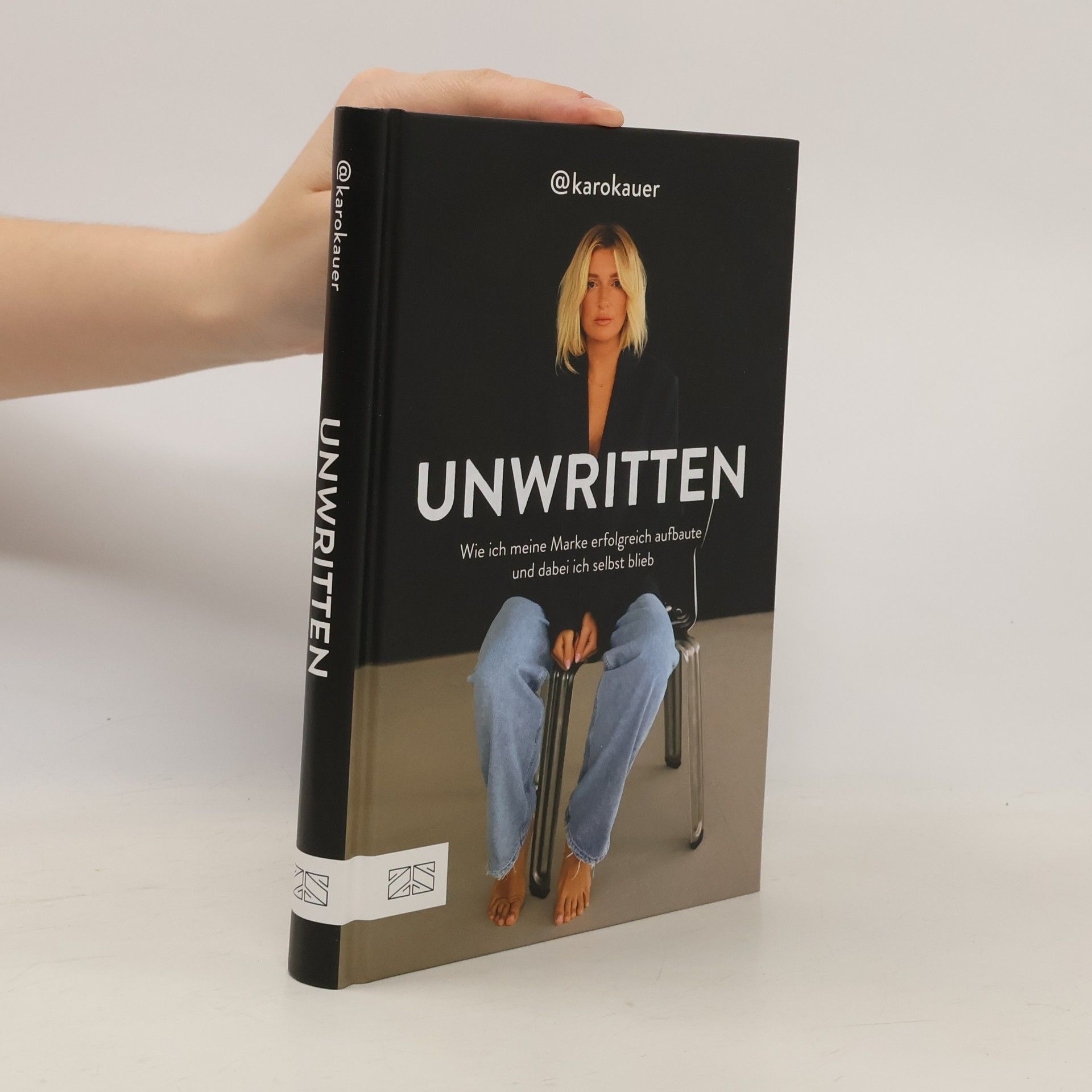 Karo Kauer Unwritten