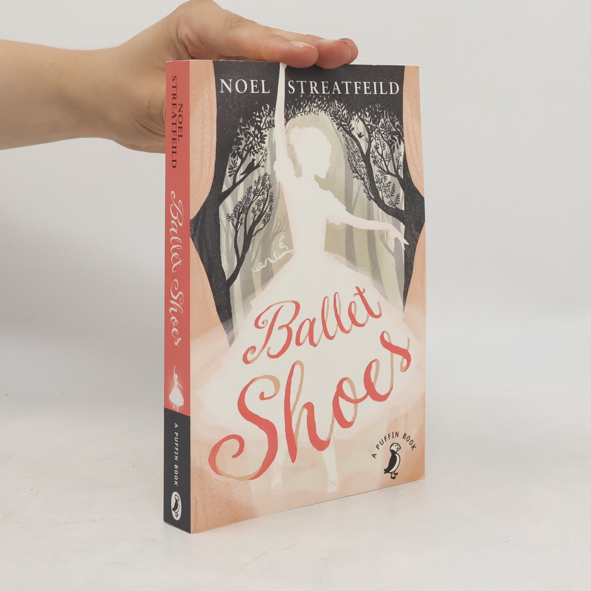 Noel Streatfeild Ballet Shoes