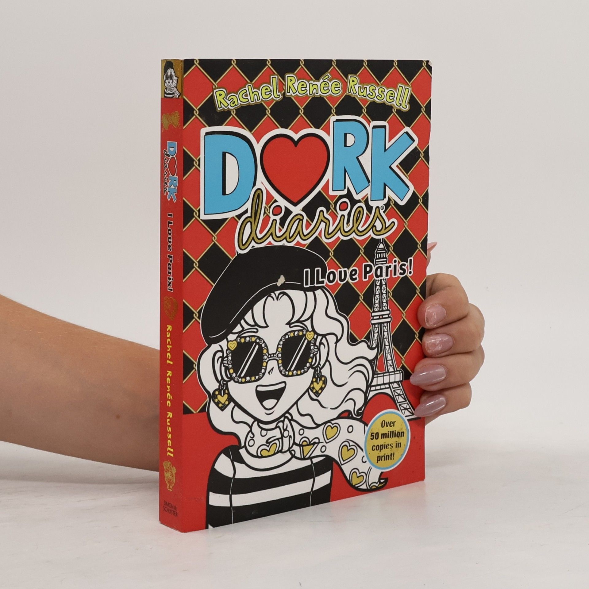Dork Diaries 15: I Love Paris!
