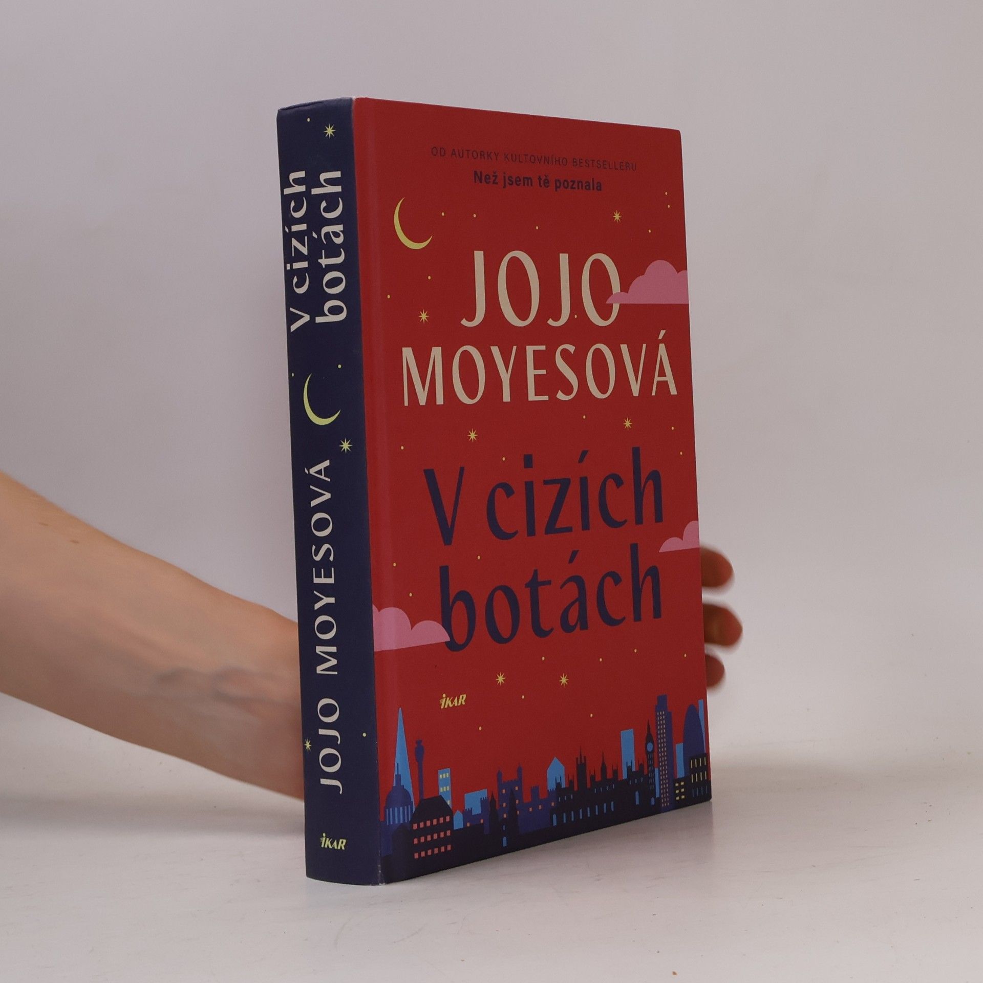 Jojo Moyes V cizích botách