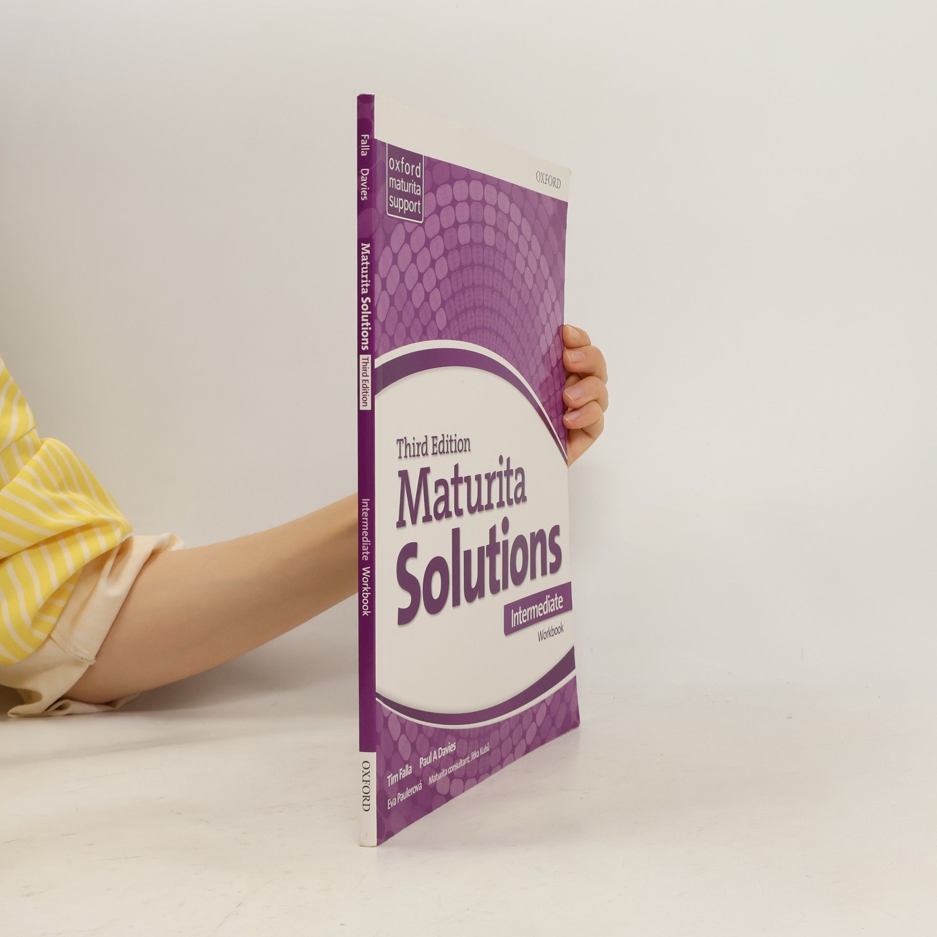 Maturita Solutions: Intermediate - Workbook