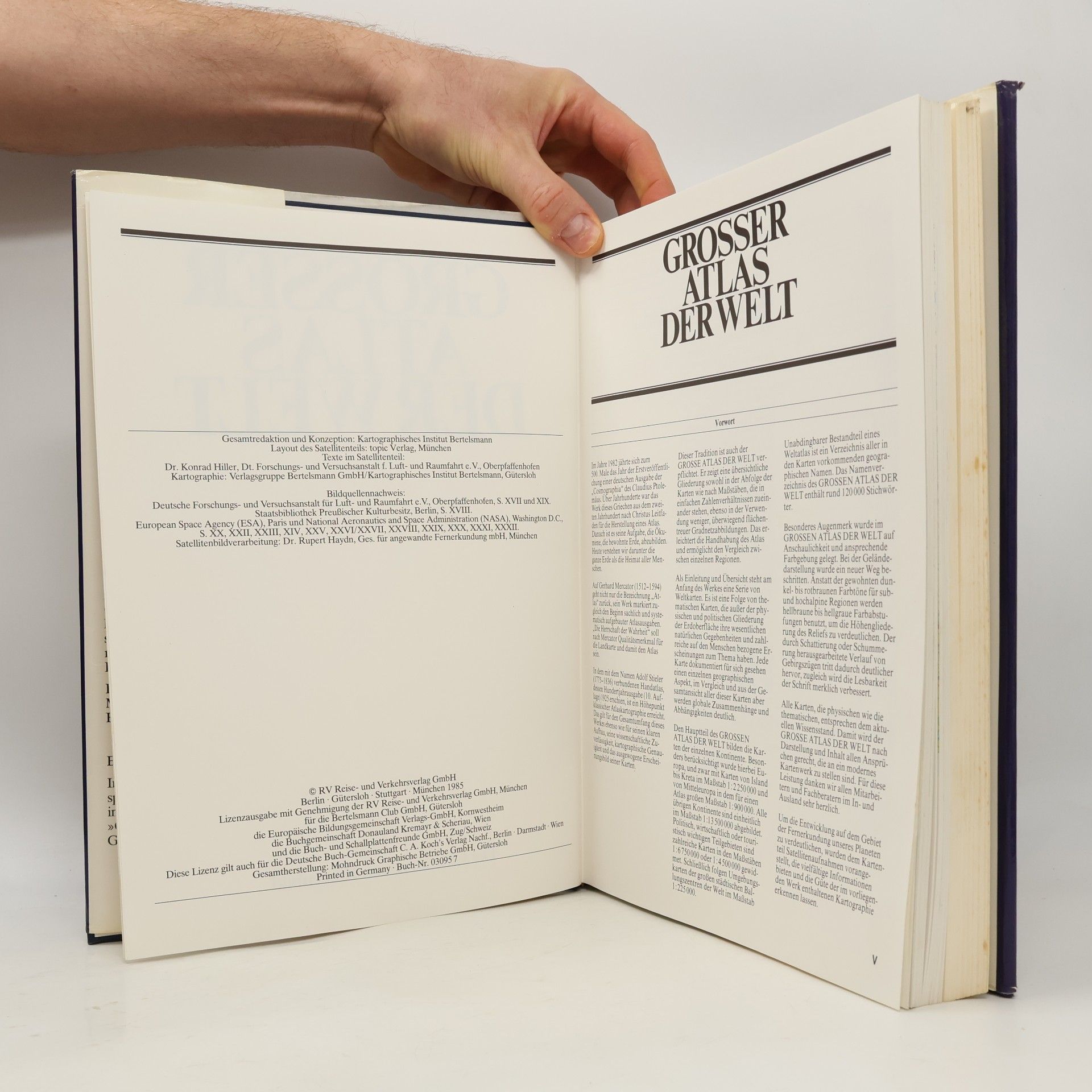 Autorenkollektiv Grosser Atlas der Welt