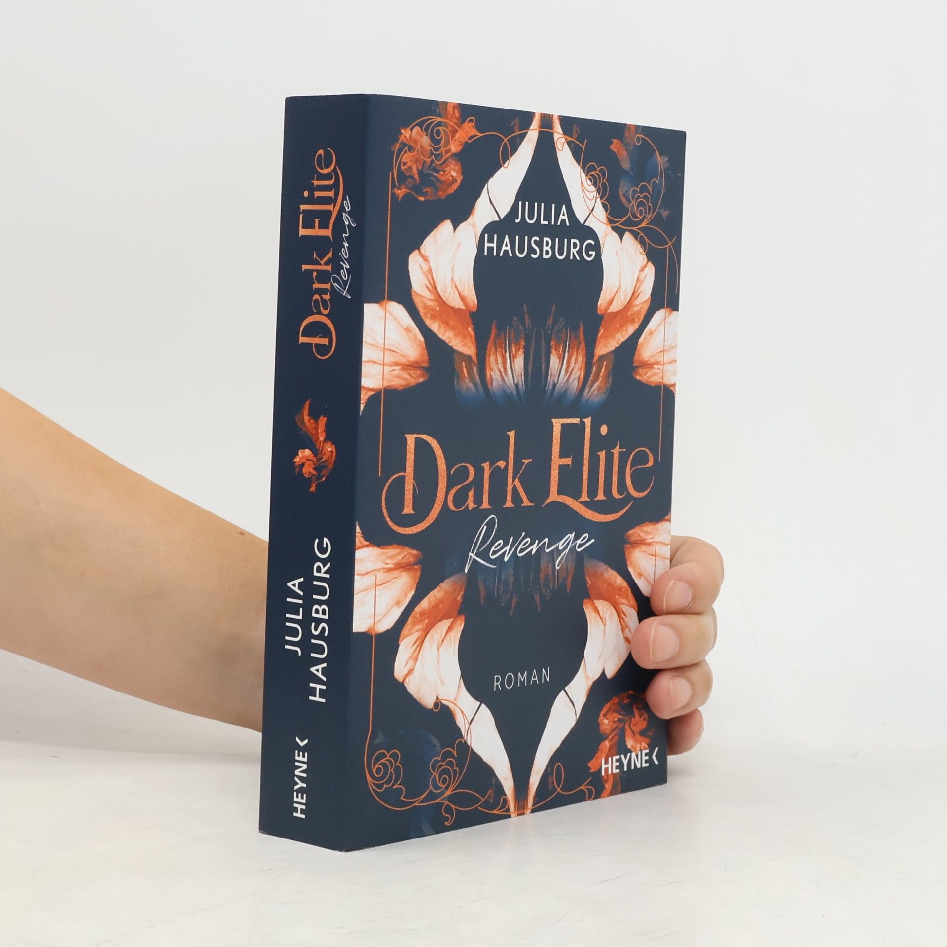 Julia Hausburg Dark Elite – Revenge