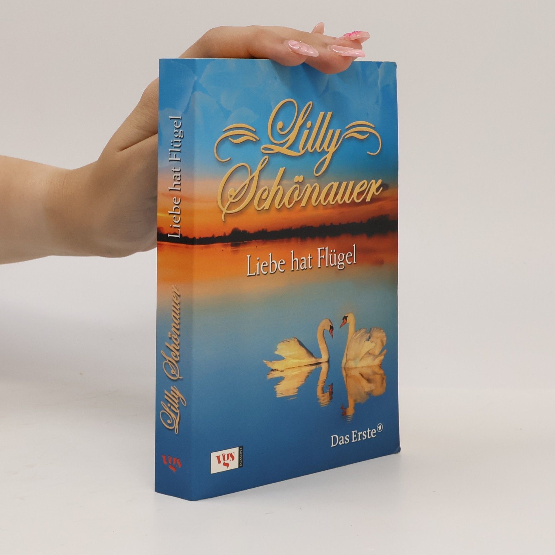 Lilly Schönauer Liebe hat Flügel