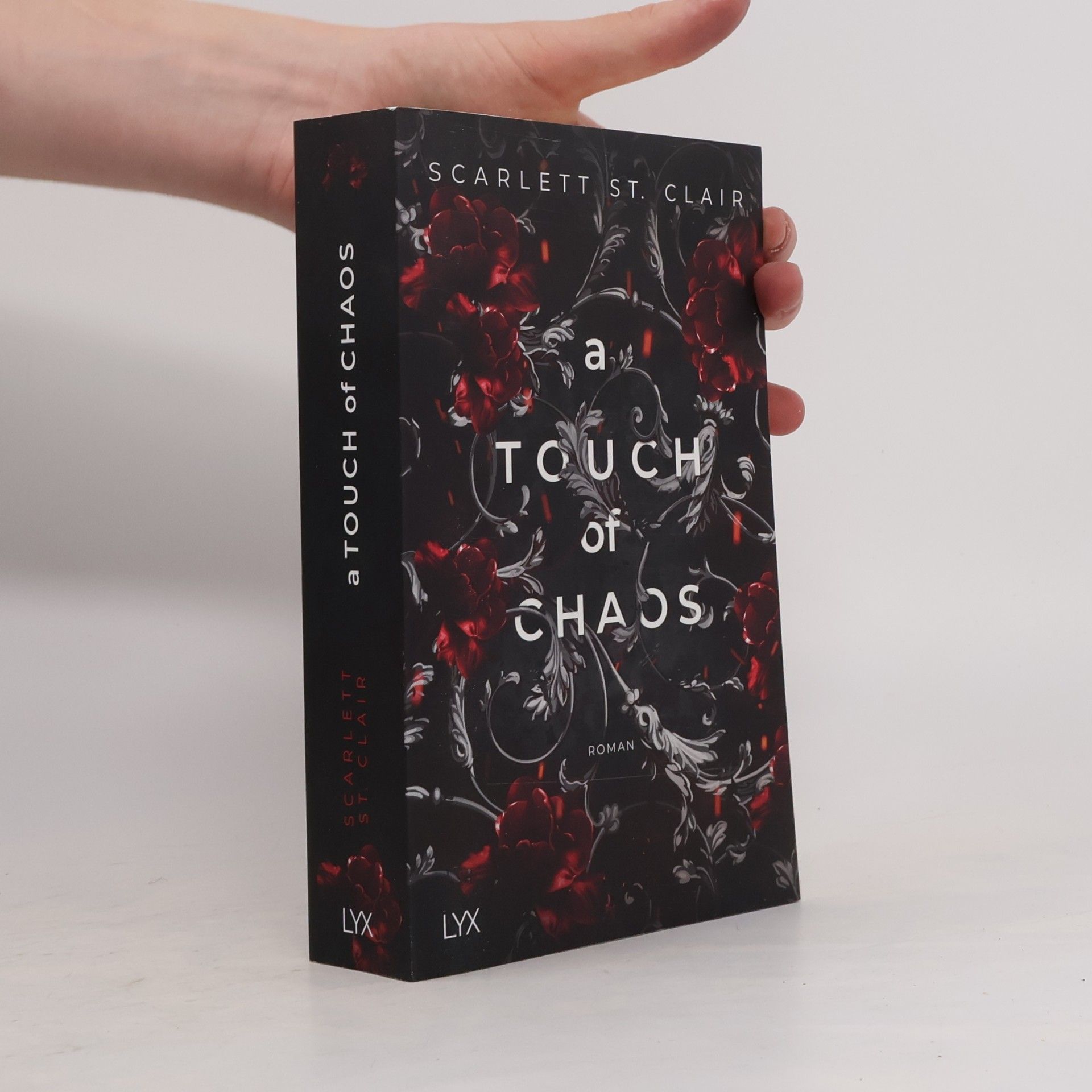 A Touch of Chaos / Hades & Persephone Bd.4