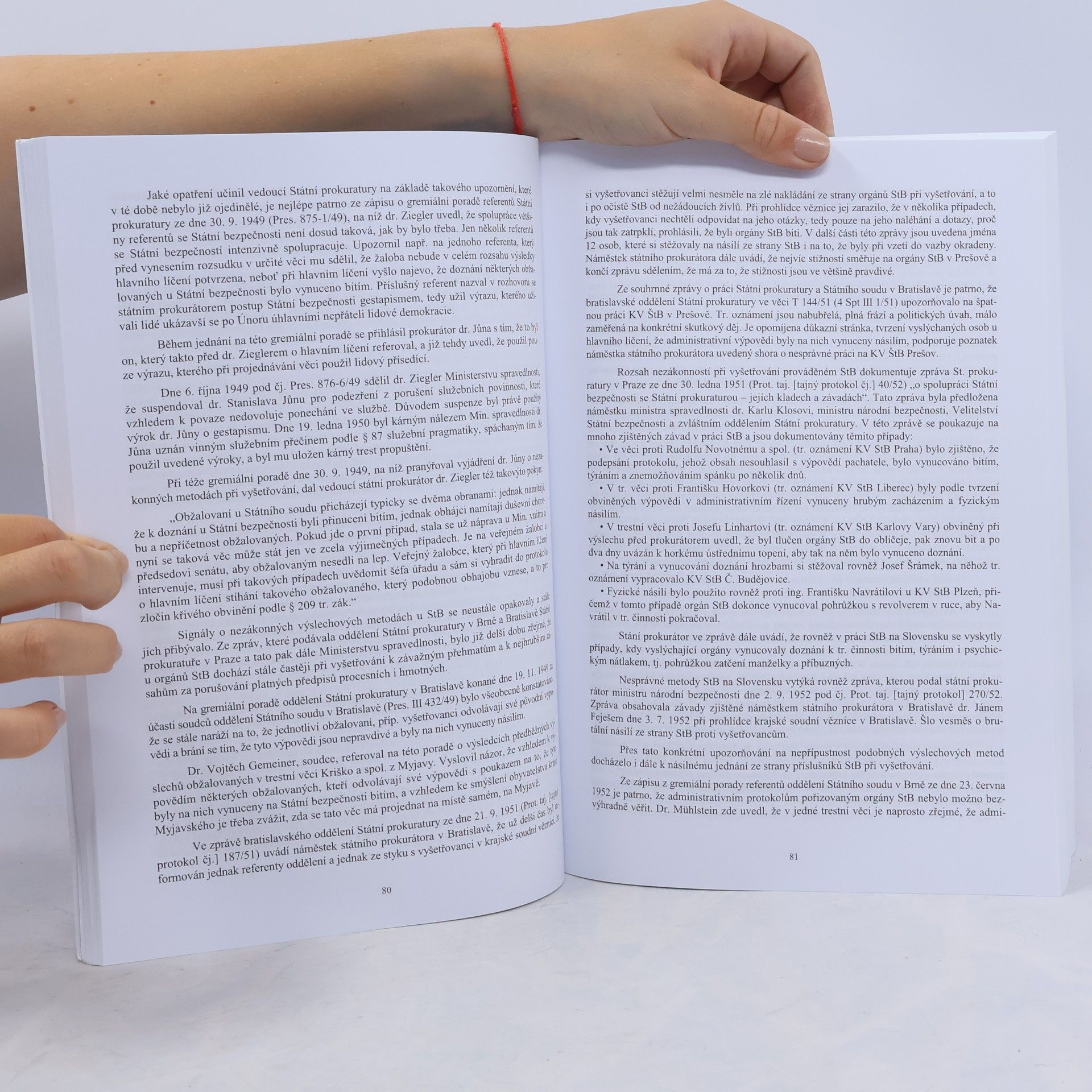 Various authors Československá justice v letech 1948-1953 v dokumentech 1. díl