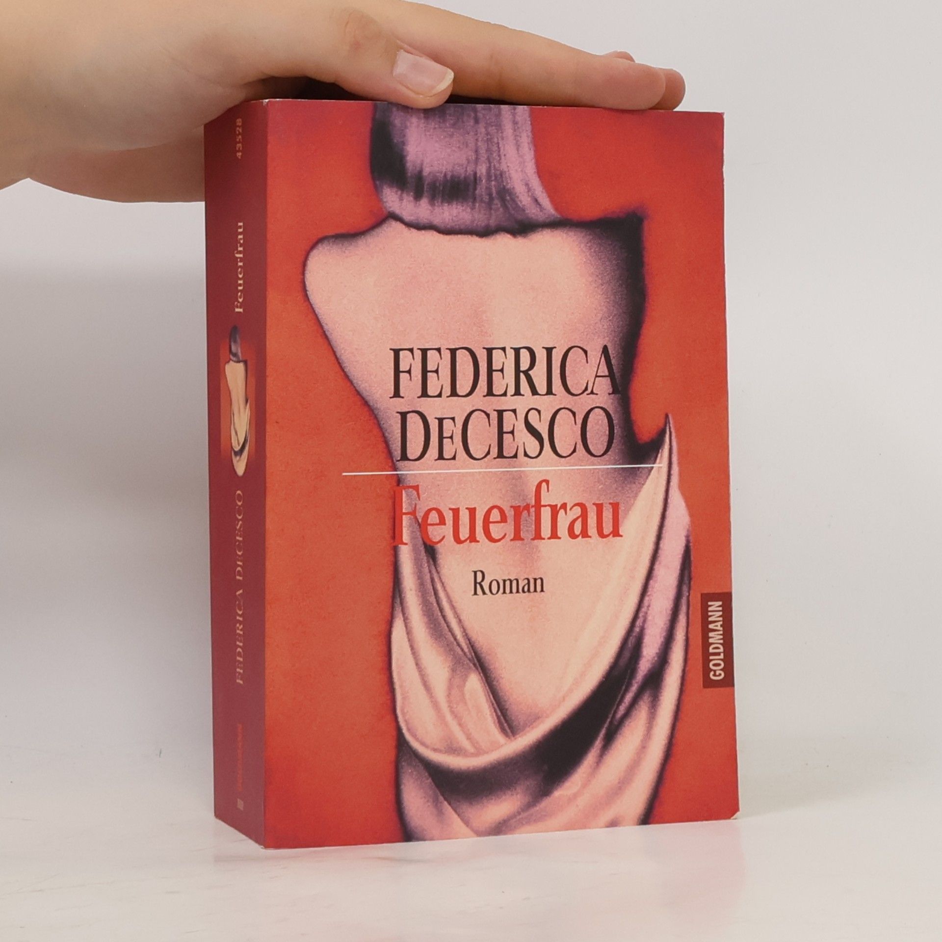 Federica de Cesco Feuerfrau
