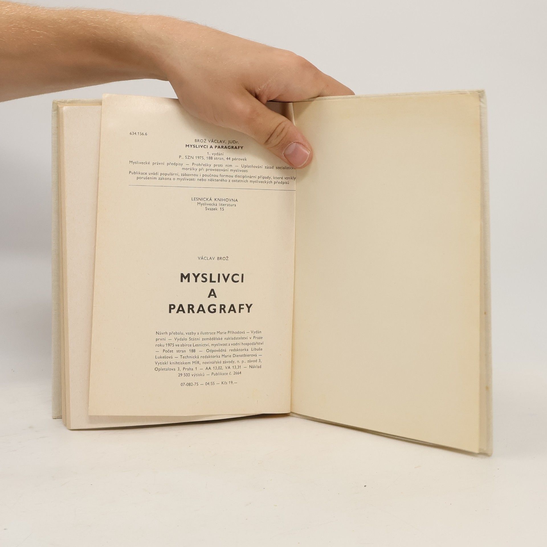 Václav Brož Myslivci a paragrafy