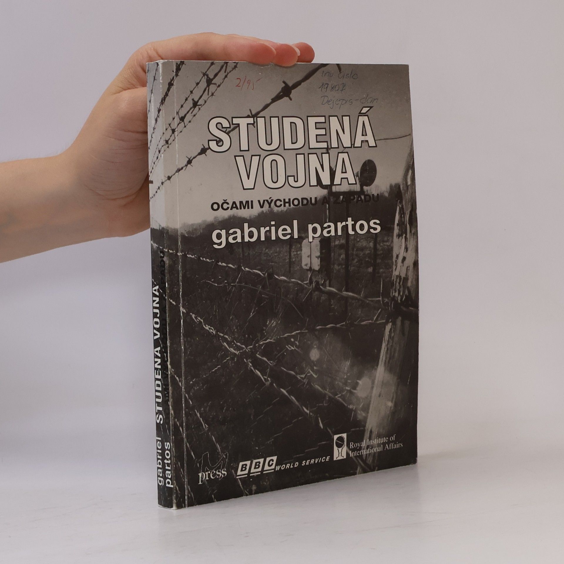 Gabriel Partos Studená vojna očami východu a západu