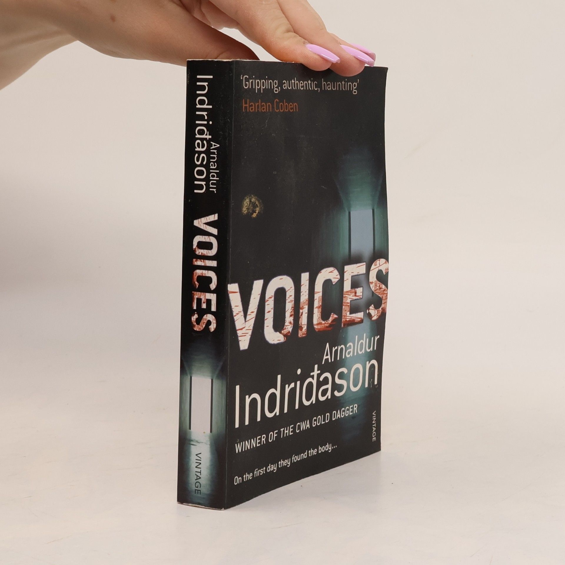 Arnaldur Indridason Voices