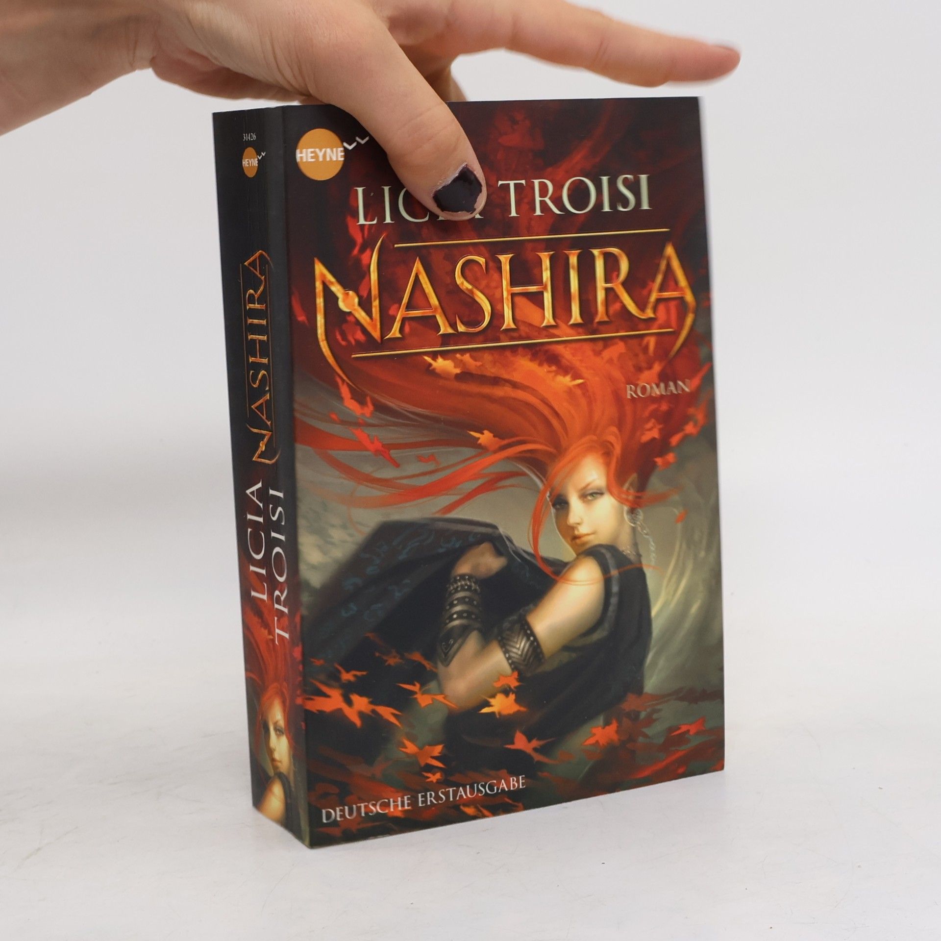 Licia Troisi Nashira 01