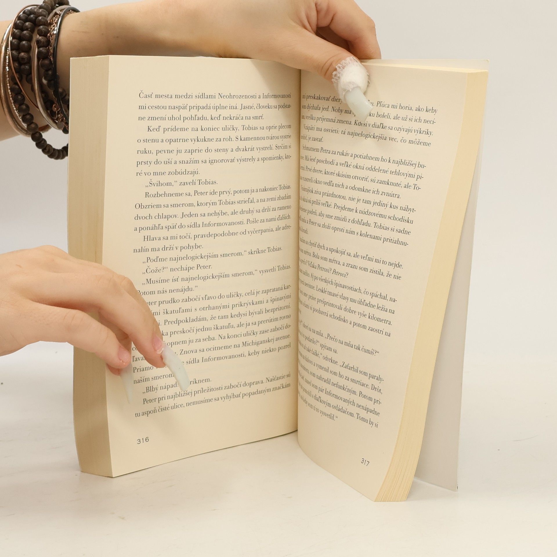 Veronica Roth Rezistencia