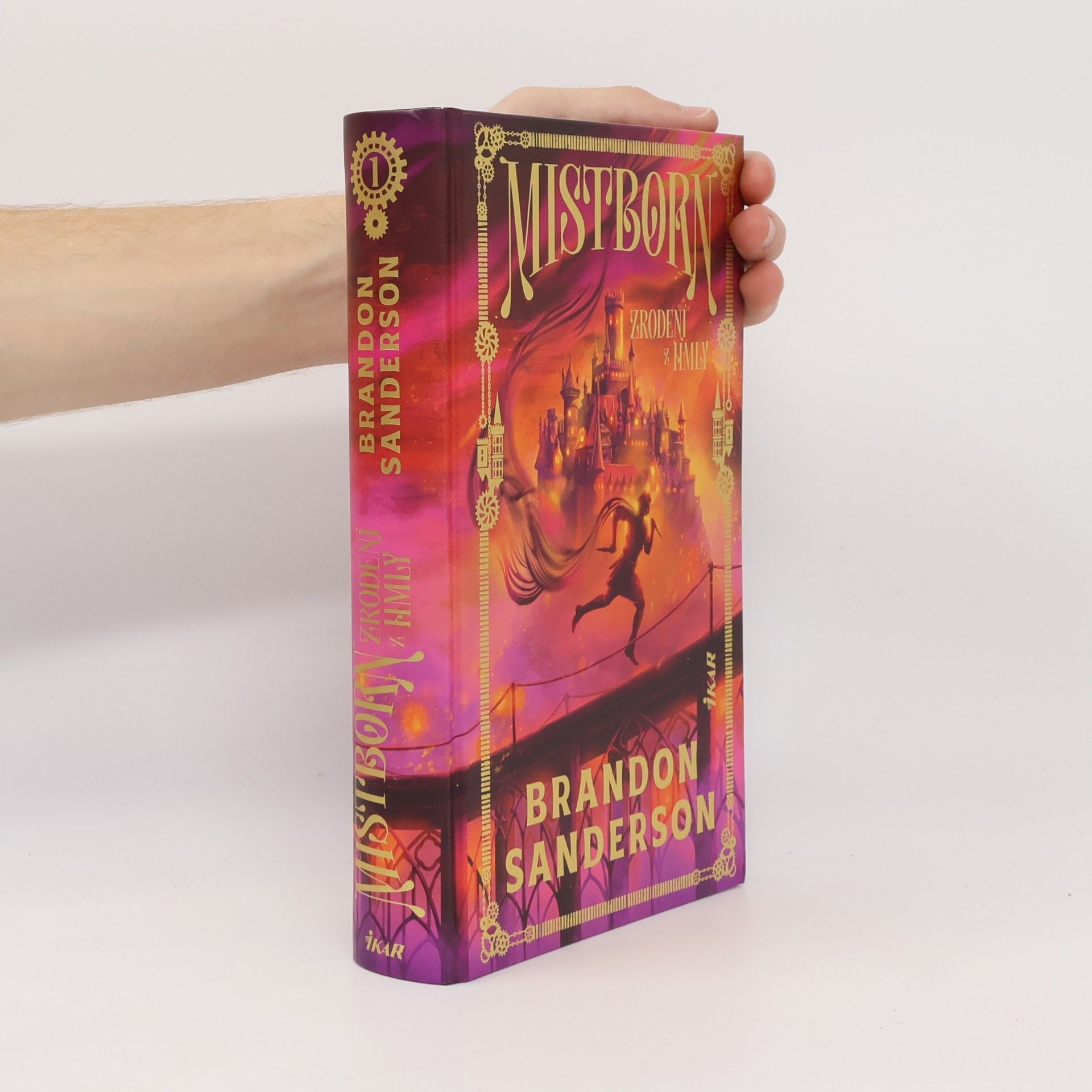 Brandon Sanderson Mistborn: Zrodení z hmly