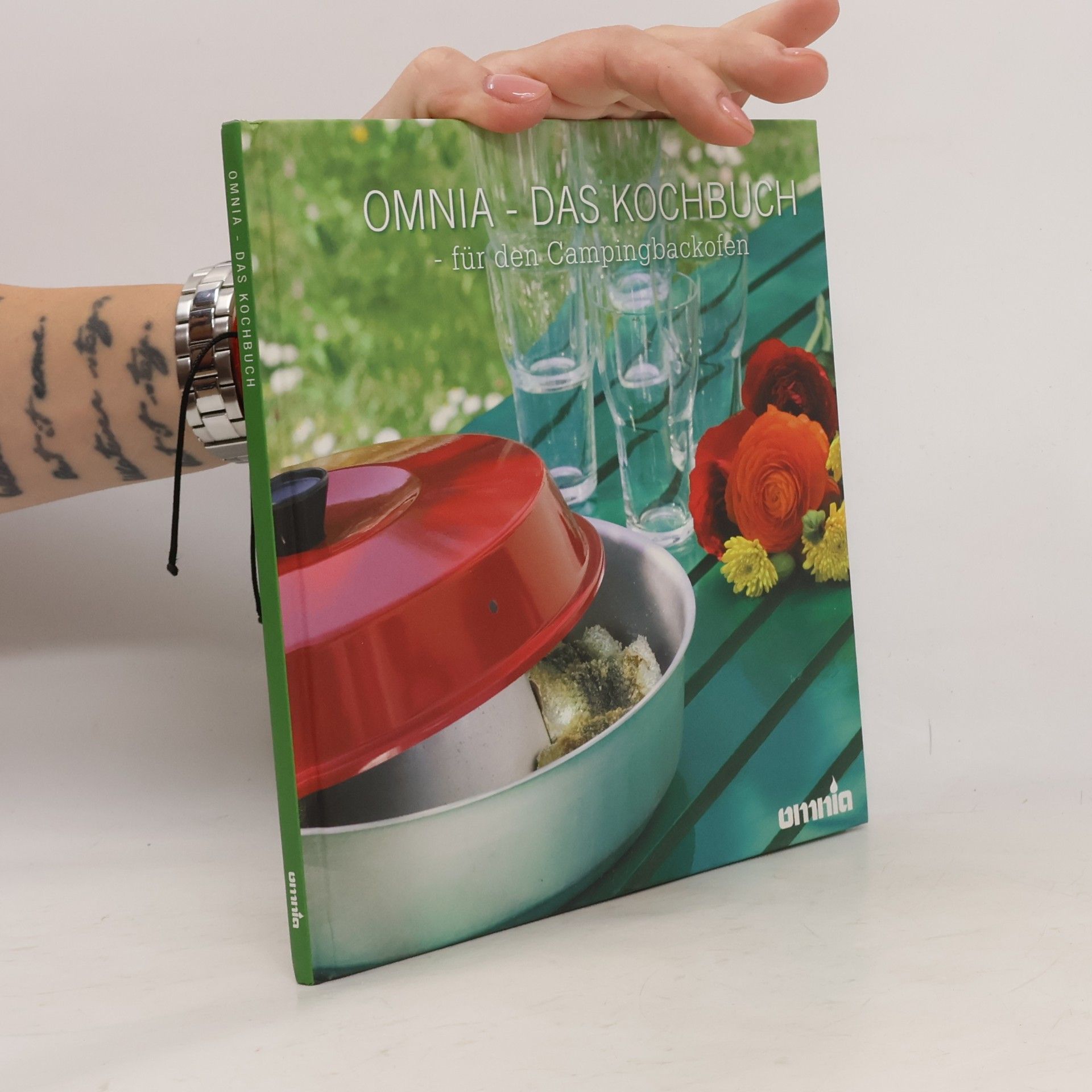 Göran Lundén Omnia - Das Kochbuch für den Campingbackofen