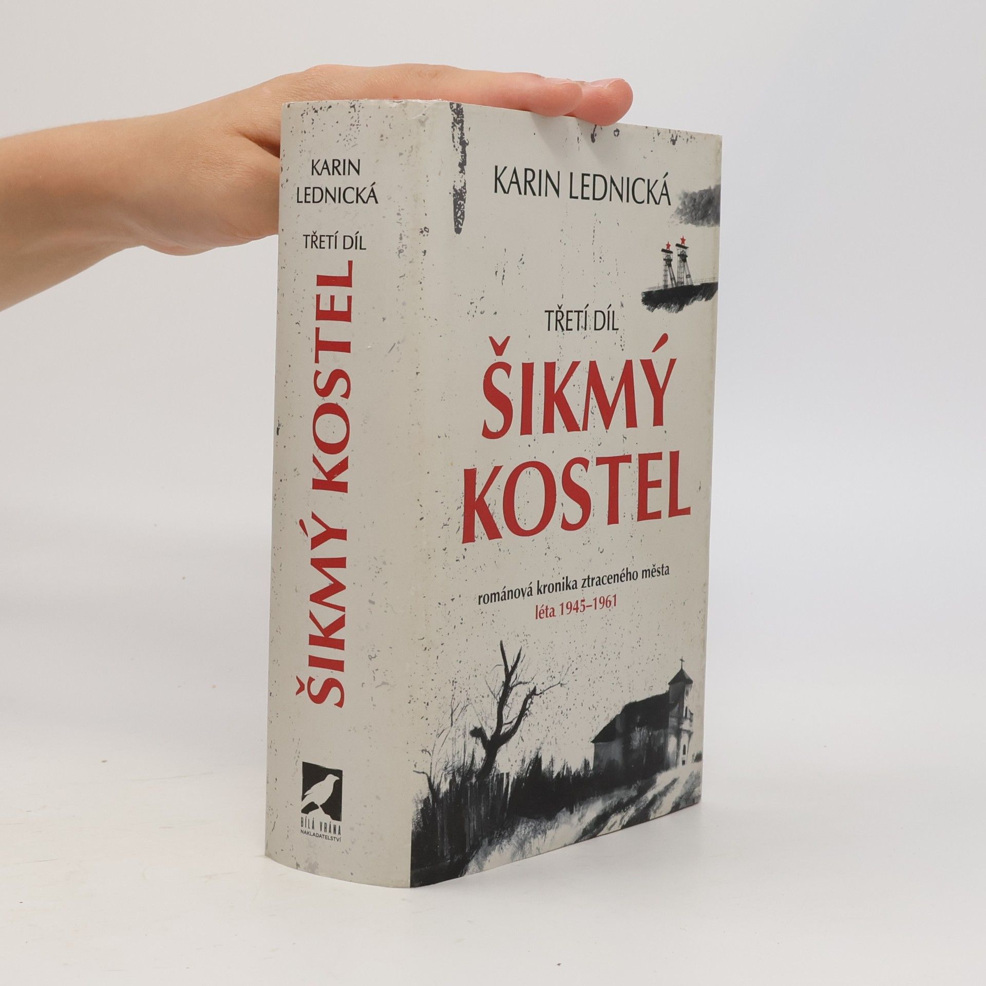 Karin Lednická Šikmý kostel 3