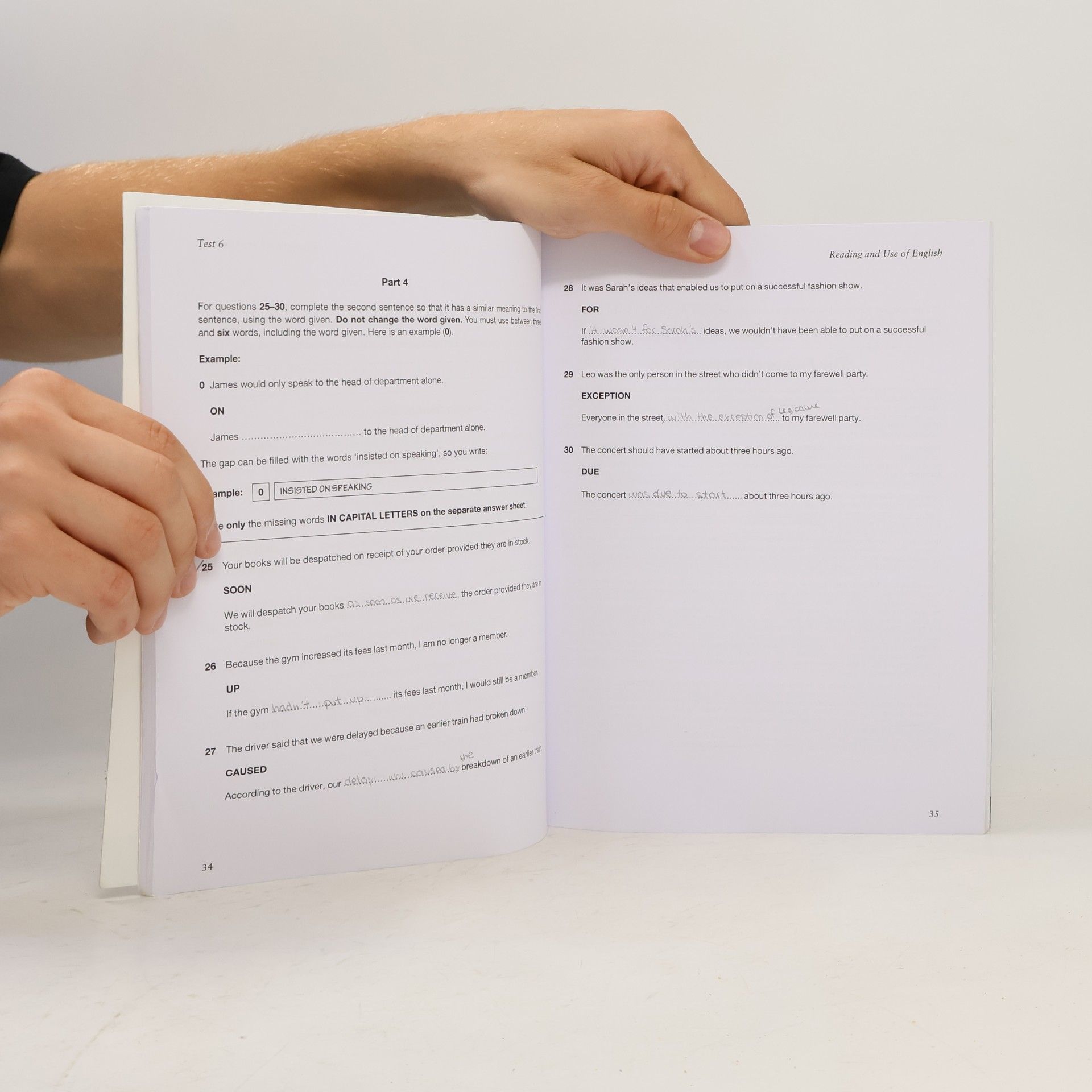 Cambridge University Press Cambridge English Advanced 2 Student's Book Without Answers