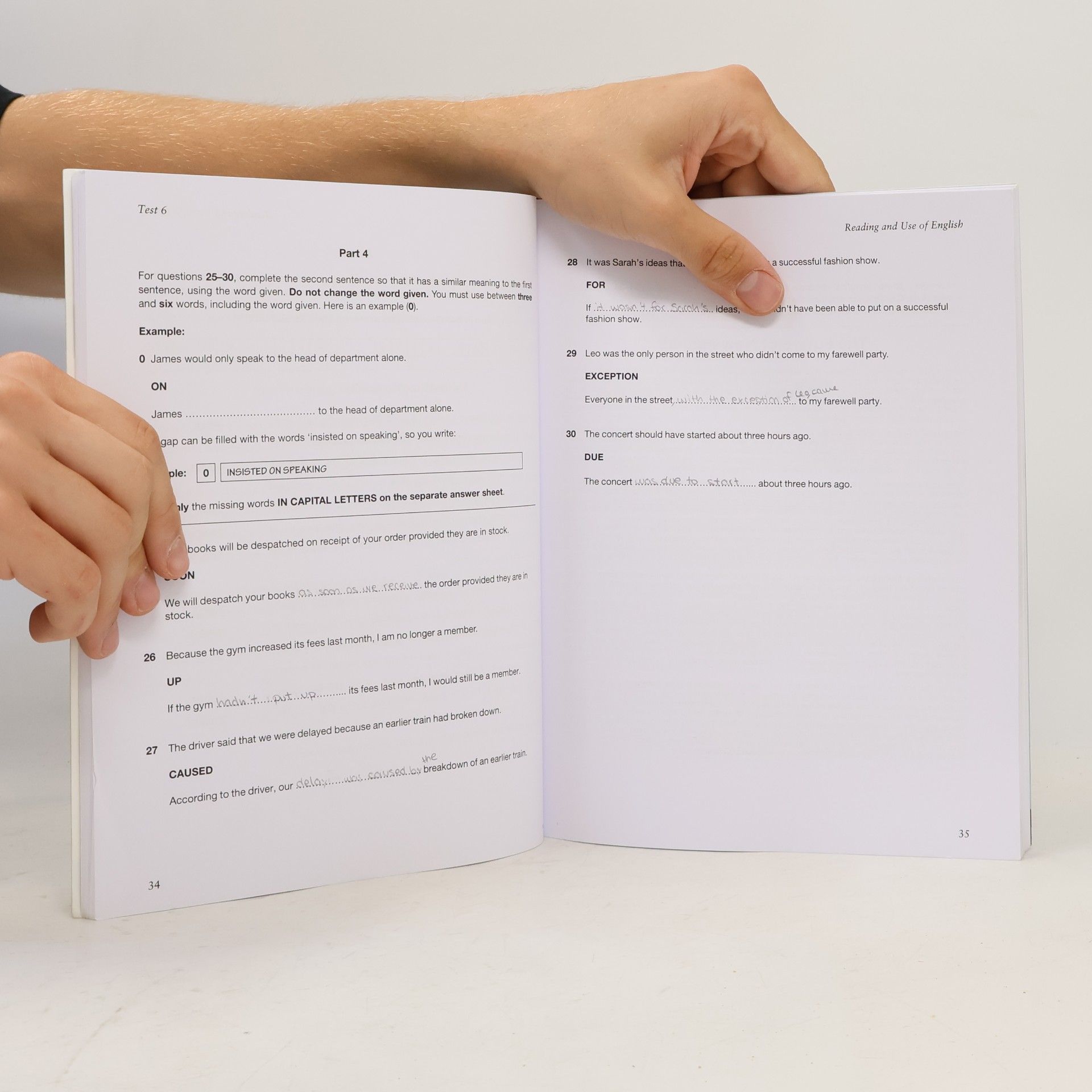 Cambridge University Press Cambridge English Advanced 2 Student's Book Without Answers