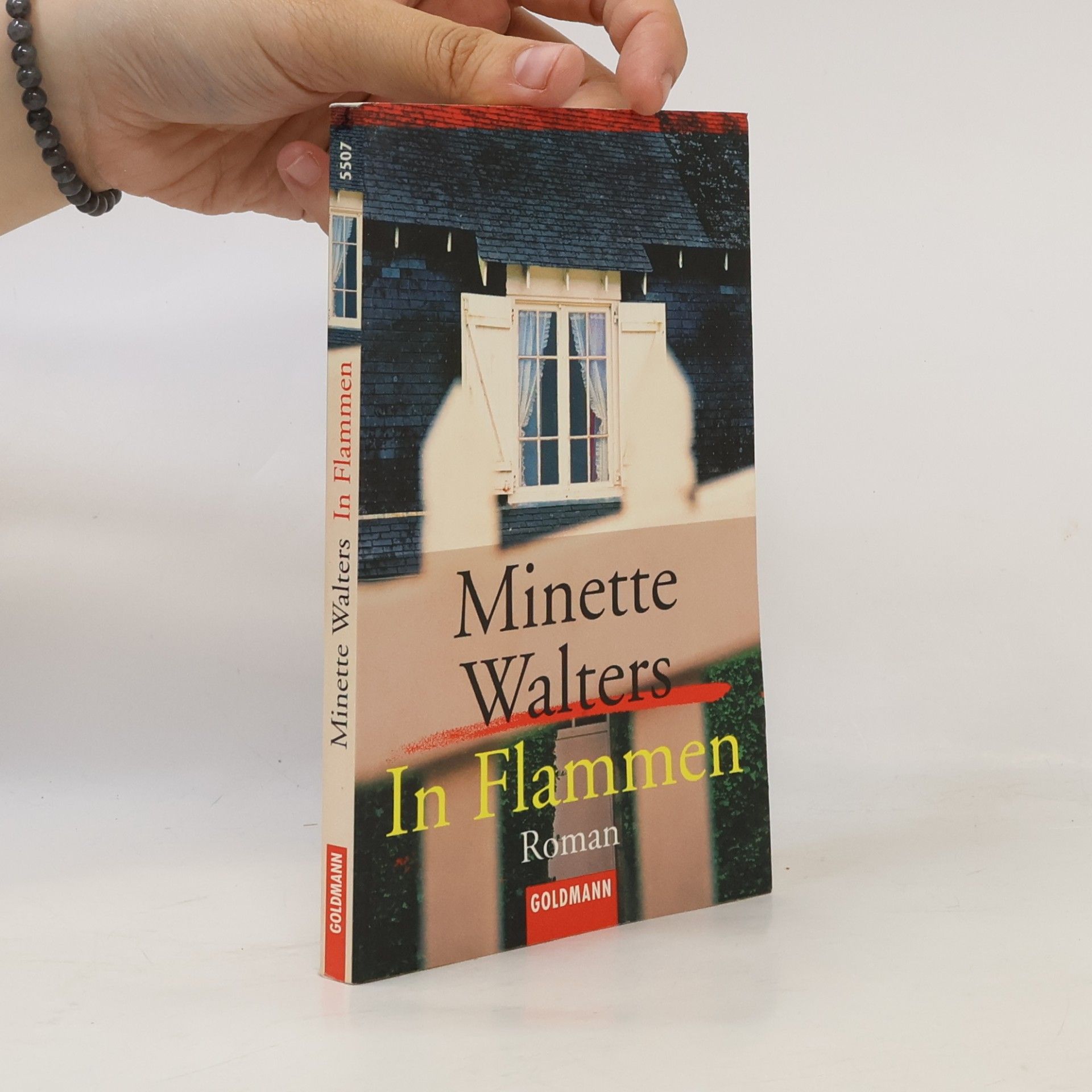 Minette Walter In Flammen