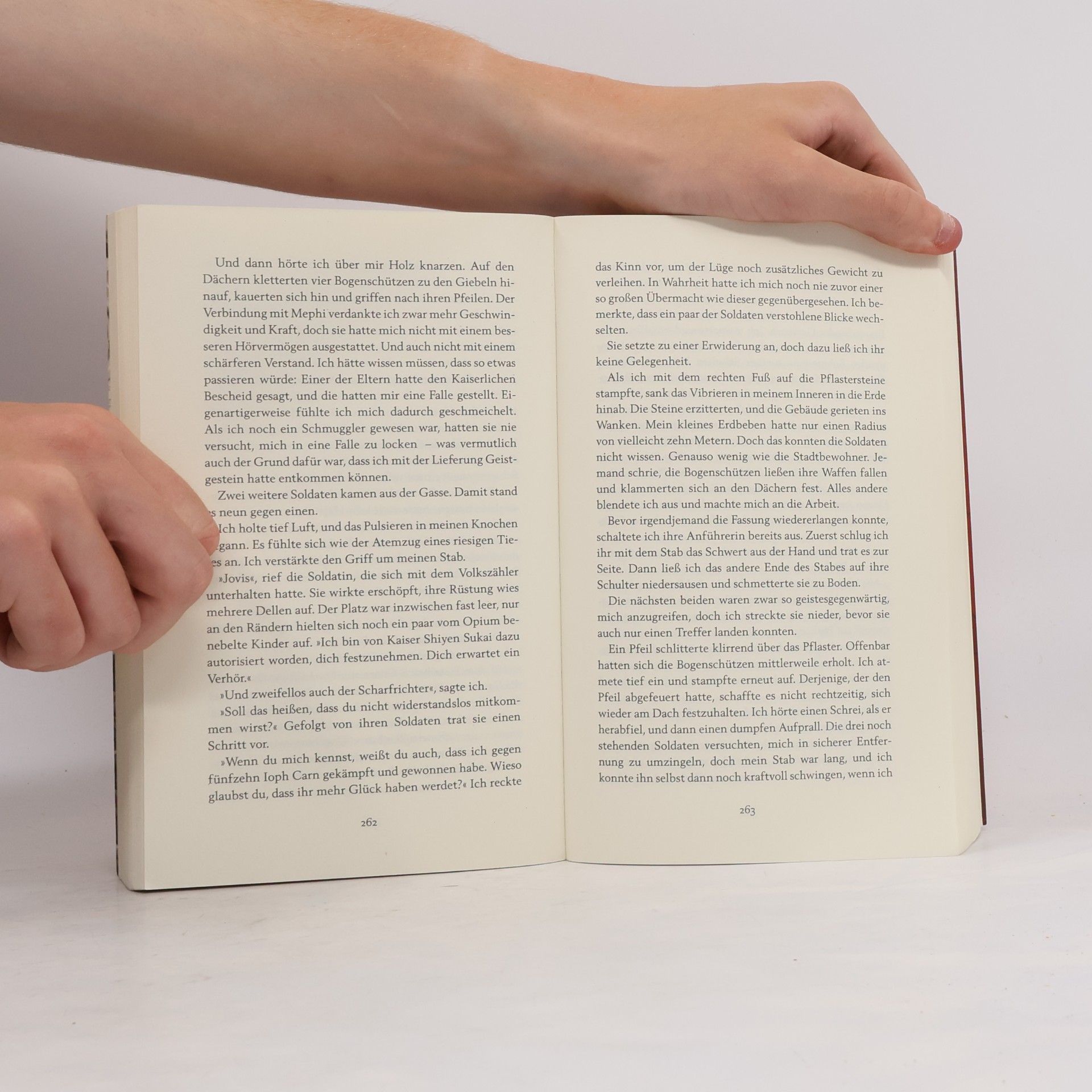 Andrea Stewart Der Knochensplitterpalast 1. Die Tochter