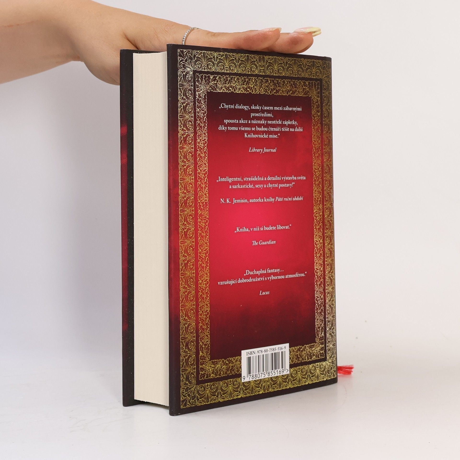 Genevieve Cogman Neviditelná knihovna. Kniha čtvrtá. Ztracená zápletka