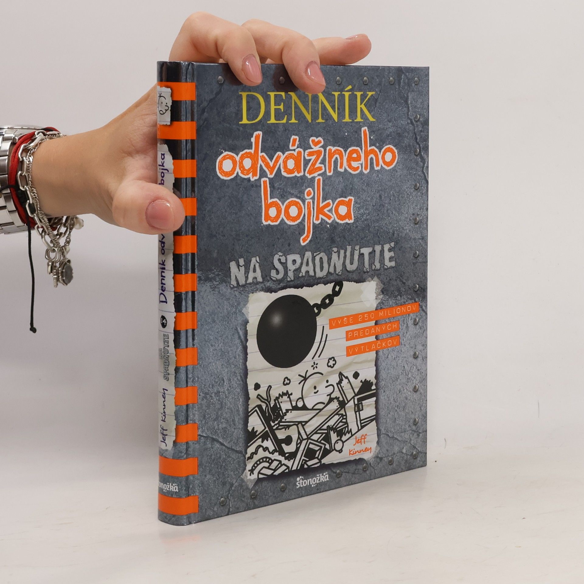 Jeff Kinney Denník odvážneho bojka 14. Na spadnutie