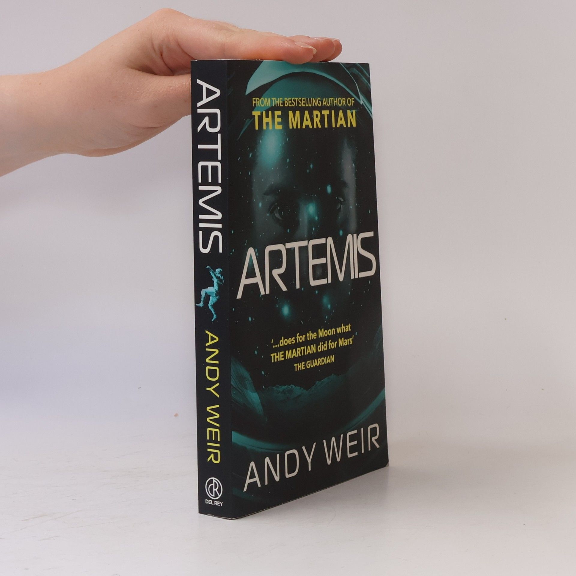 Andy Weir Artemis