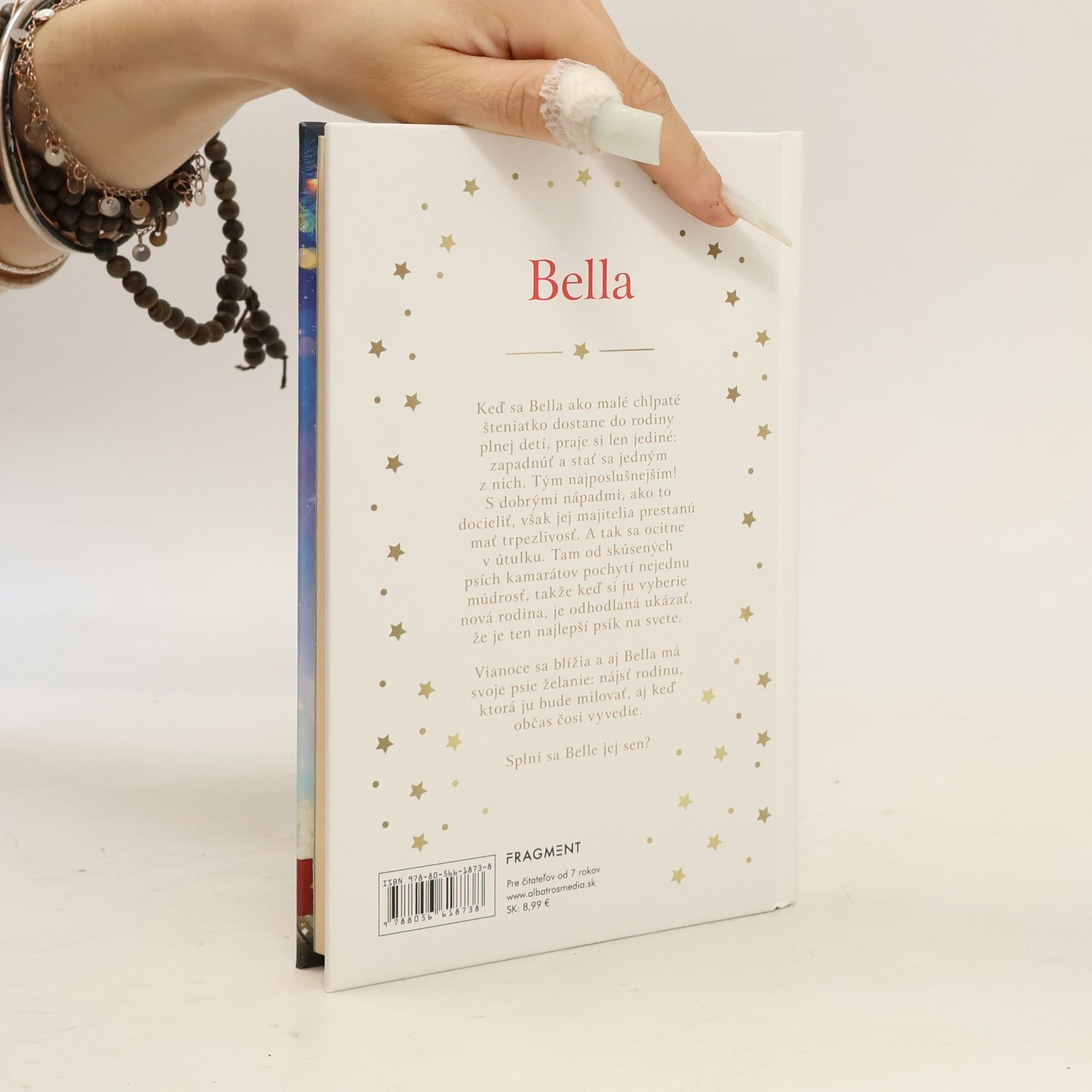 Ali Standish Bella