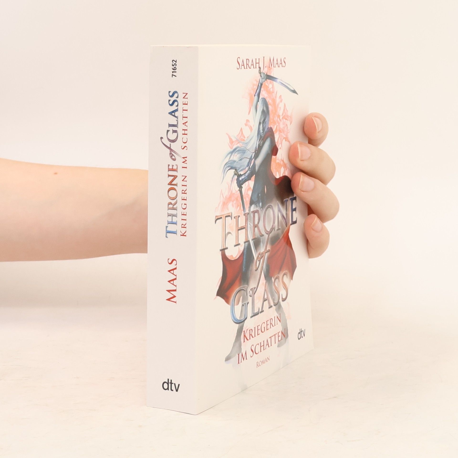 Sarah J. Maas Throne of Glass. Kriegerin im Schatten